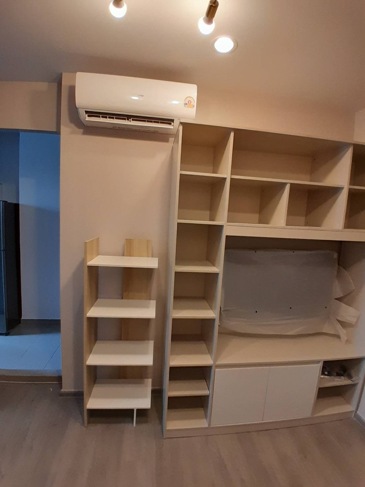 ให้เช่าคอนโดท่าพระ ตลาดพลู วุฒากาศ : ให้เช่า Regent Home Wutthakat 