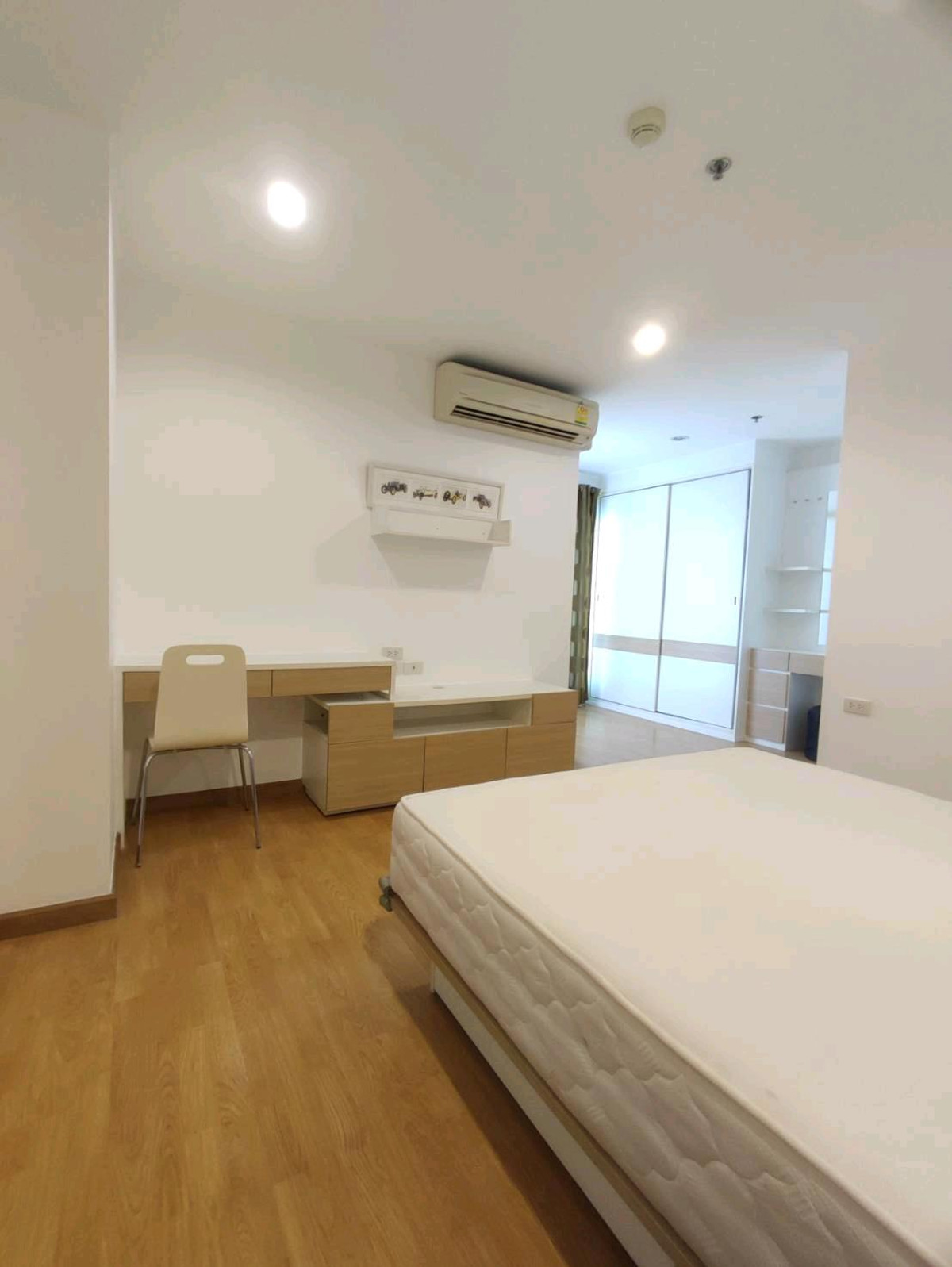 ขายคอนโดบางซื่อ วงศ์สว่าง เตาปูน : ปล่อยขายด่วน ห้องสวย สภาพดี 2 นอน 2 น้ำ ยูดีไลท์แอท บางซื่อ