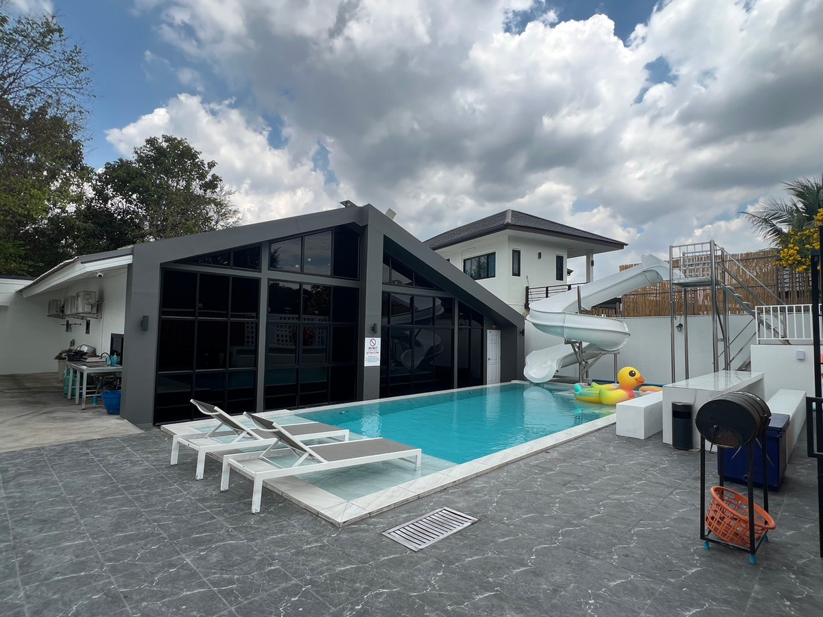 For SaleHousePattaya, Bangsaen, Chonburi : Detached House Pool Villa Bang Saray / 5 Bedrooms (FOR SALE) AM077