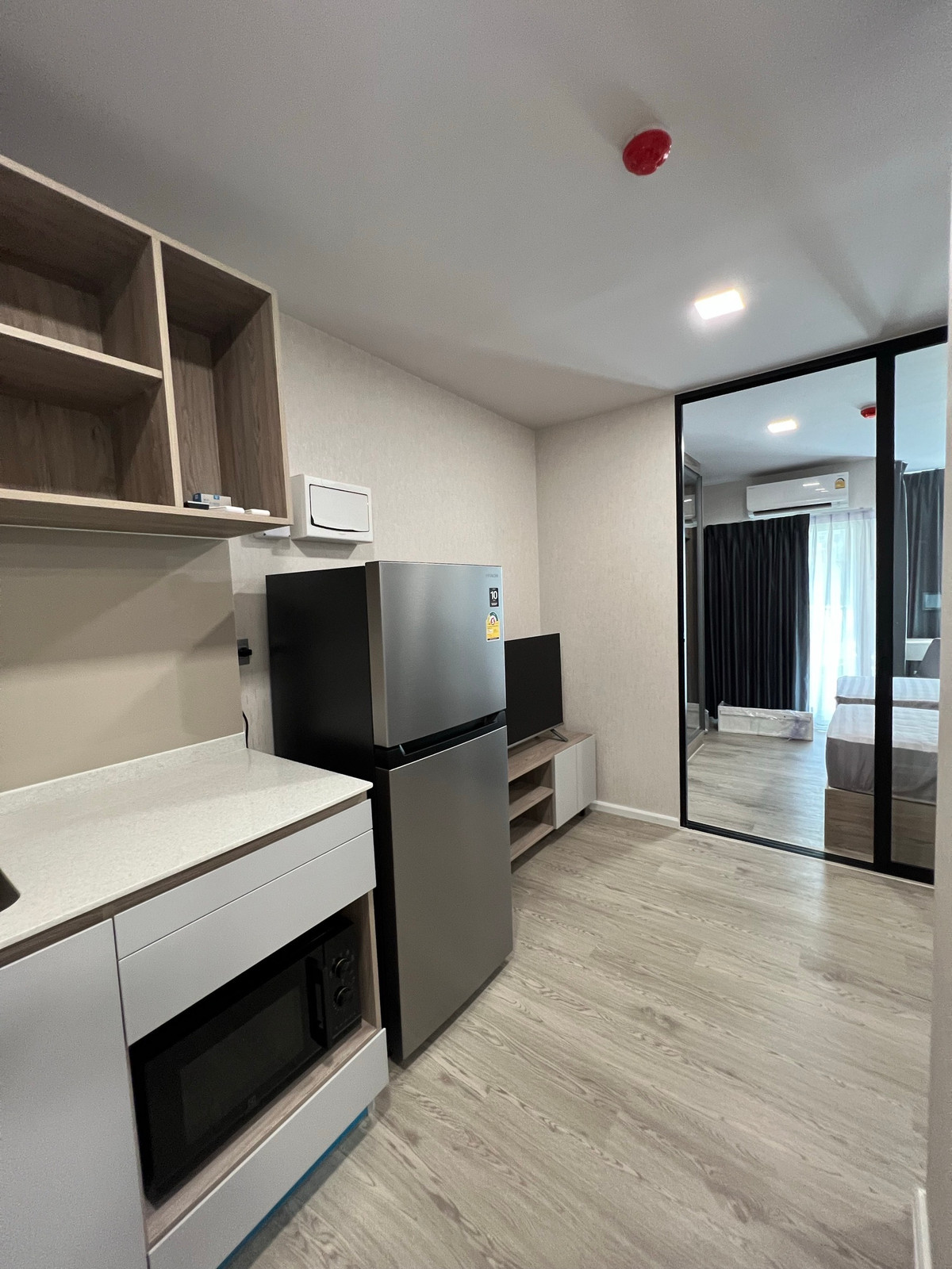 ให้เช่าคอนโดปทุมธานี รังสิต ธรรมศาสตร์ : ให้เช่า Kave Town Colony ห้องสวยเดินไป ม.กรุงเทพได้ เฟอร์ครบ เตียงแยกได้ พร้อมเข้าอยู่!