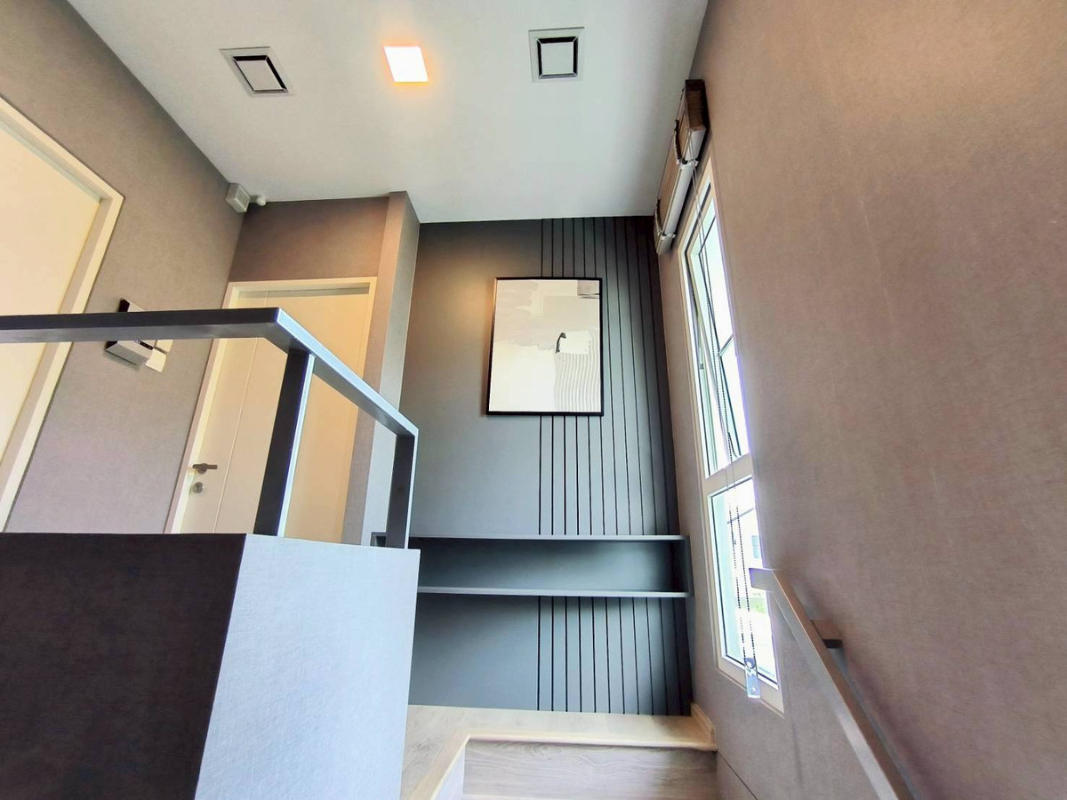 ขายบ้านพัฒนาการ ศรีนครินทร์ : ขายบ้านเดี่ยว 2 ชั้น 50.30 ตรว. Villaggio ศรีนครินทร์ ตำบลบางเมือง อำเภอเมืองสมุทรปราการ สมุทรปราการ ราคา 6,900,000 บาท