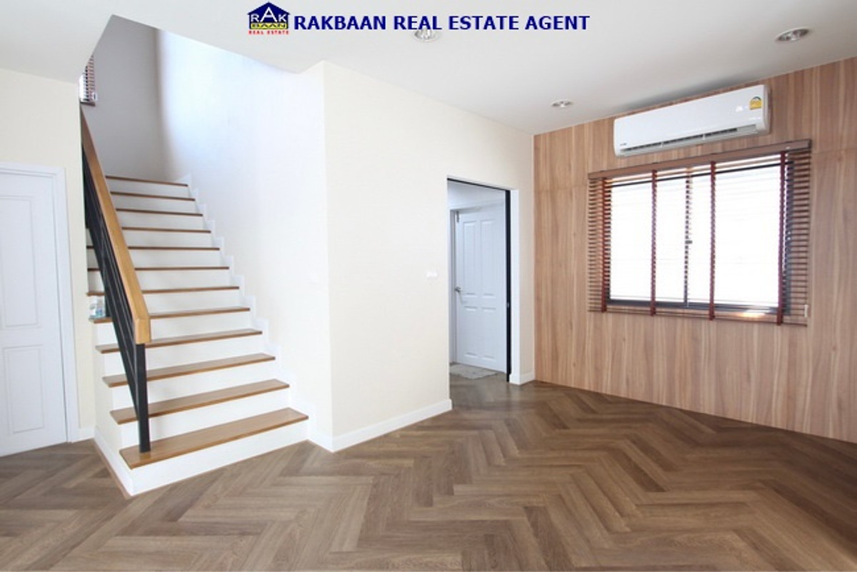 ขายบ้านนวมินทร์ รามอินทรา : ขายบ้านใกล้แฟชั่นไอส์แลนด์ เสนาพาร์ควิลล์ 46.1 ตร.ว. 3 นอน 3 ห้องน้ำ ตกแต่งครบ สวย พร้อมผู้เช่า 35,000บาท ต่อเดือน