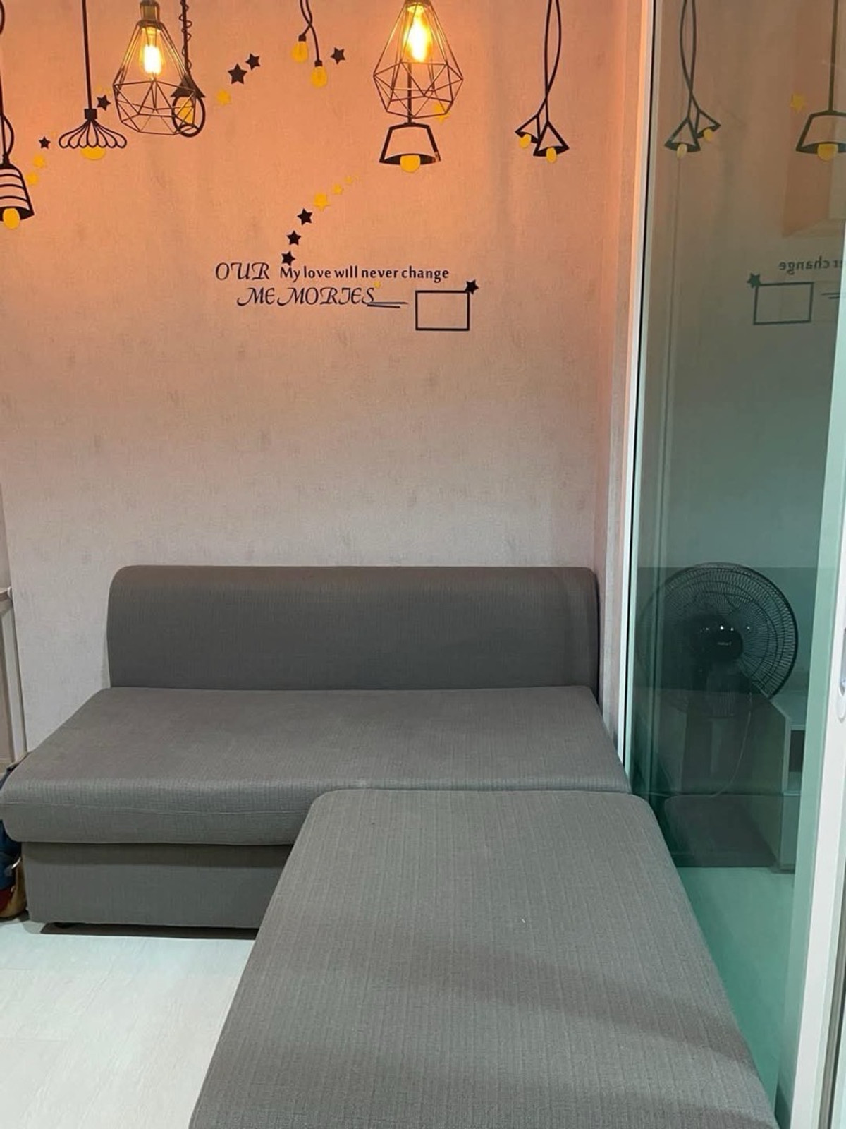 For RentCondoSamut Prakan,Samrong : Urgent for rent!! Aspire Erawan, Building B, 21st floor, size 30 sq m, price 8,500 baht only.