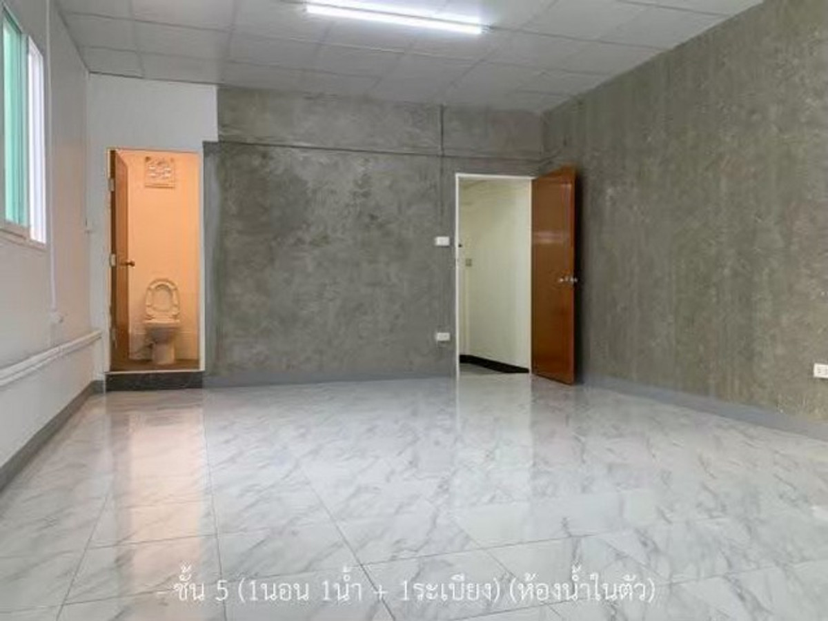 For RentShop HouseSathorn, Narathiwat : HR3301 Commercial building for rent, 5 and a half floors, newly renovated, in the heart of Sathorn, Soi Charoen Rat 3, connecting Sathorn-Narathiwat.