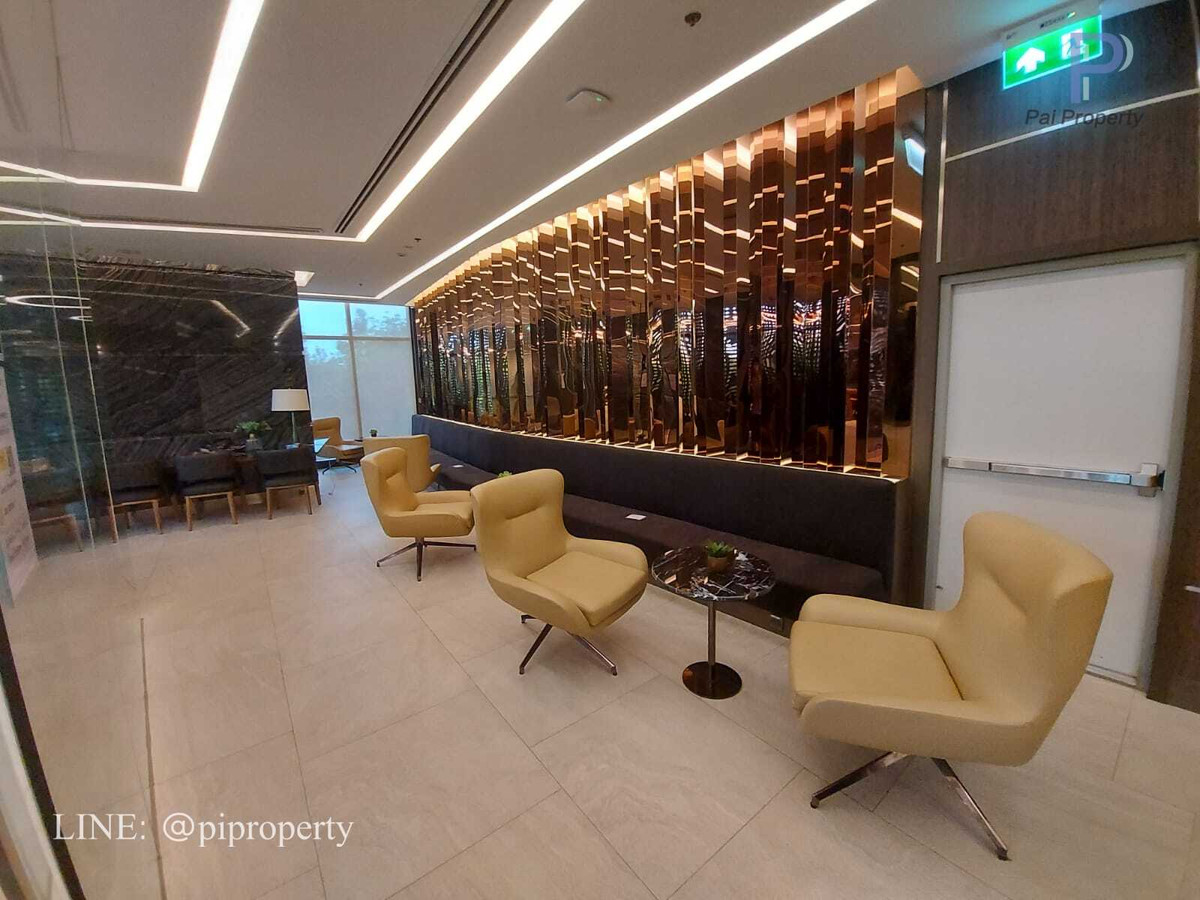 For RentCondoOnnut, Udomsuk : High floor 1 bedroom unit for rent in Whizdom Essence Sukhumvit, True Digital Park BTS Punnawithi station.