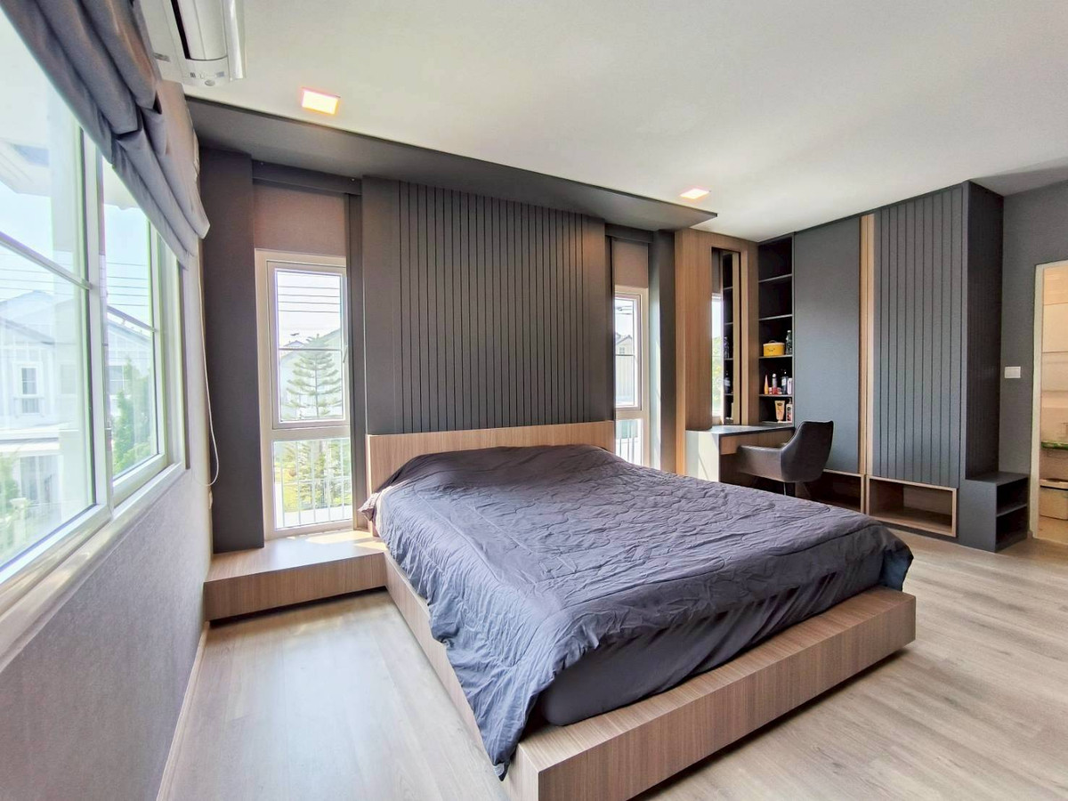 ขายบ้านพัฒนาการ ศรีนครินทร์ : ขายบ้านเดี่ยว 2 ชั้น 50.30 ตรว. Villaggio ศรีนครินทร์ ตำบลบางเมือง อำเภอเมืองสมุทรปราการ สมุทรปราการ ราคา 6,900,000 บาท