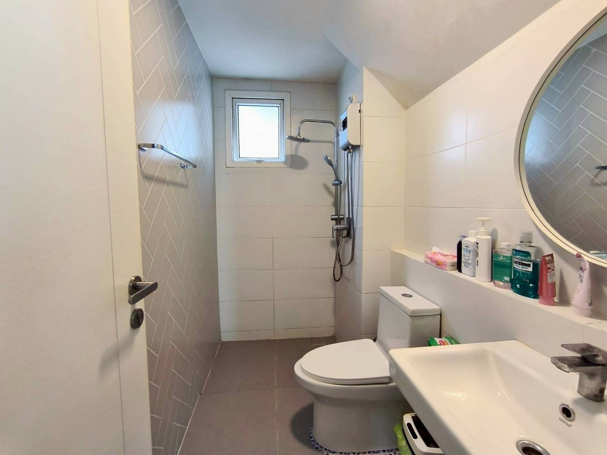 ขายบ้านพัฒนาการ ศรีนครินทร์ : ขายบ้านเดี่ยว 2 ชั้น 50.30 ตรว. Villaggio ศรีนครินทร์ ตำบลบางเมือง อำเภอเมืองสมุทรปราการ สมุทรปราการ ราคา 6,900,000 บาท