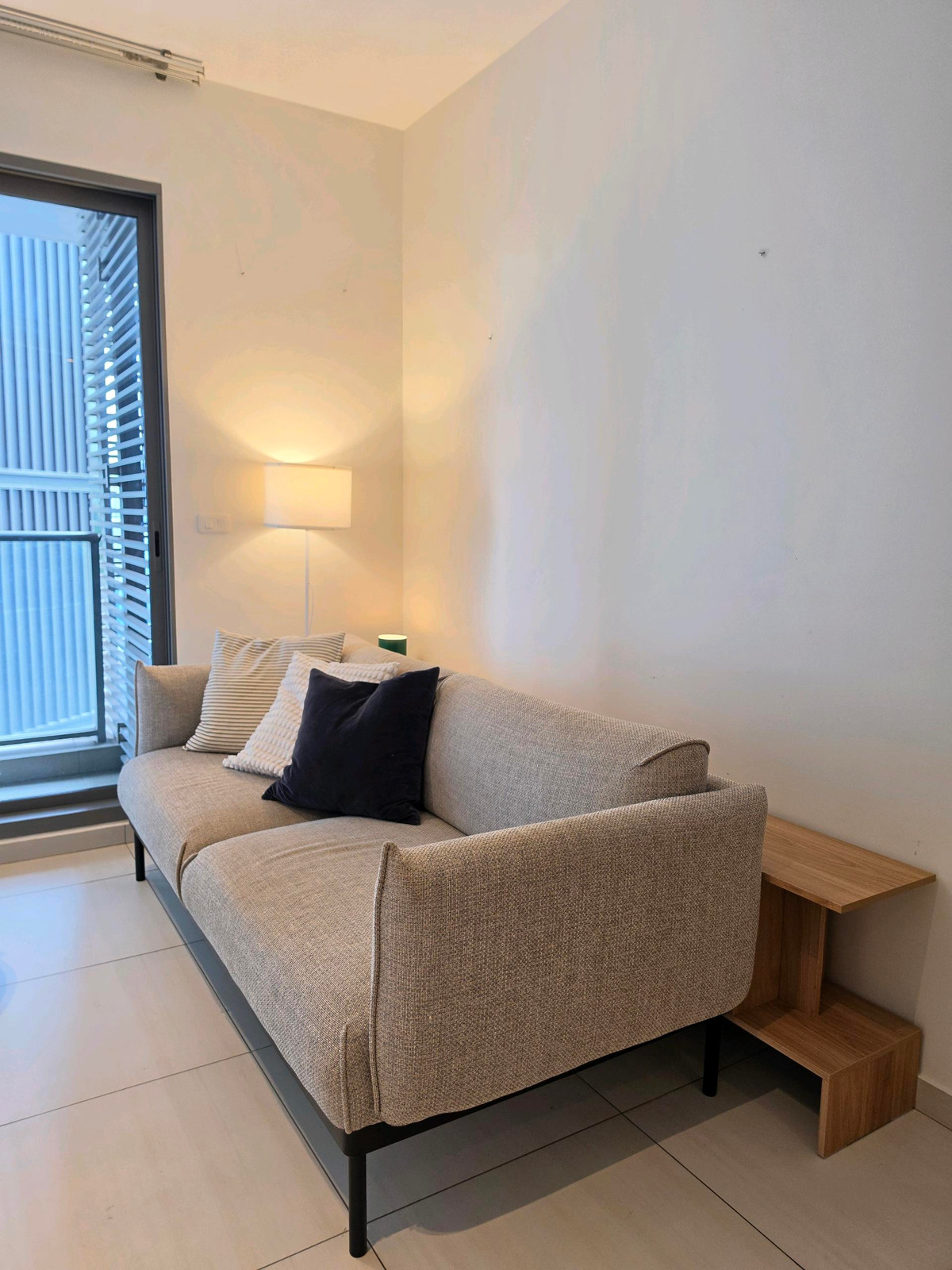 For RentCondoSukhumvit, Asoke, Thonglor : 🚩For Rent: The Loft Ekkamai / 45 Sqm. / Newly Renovated / 10 fl.