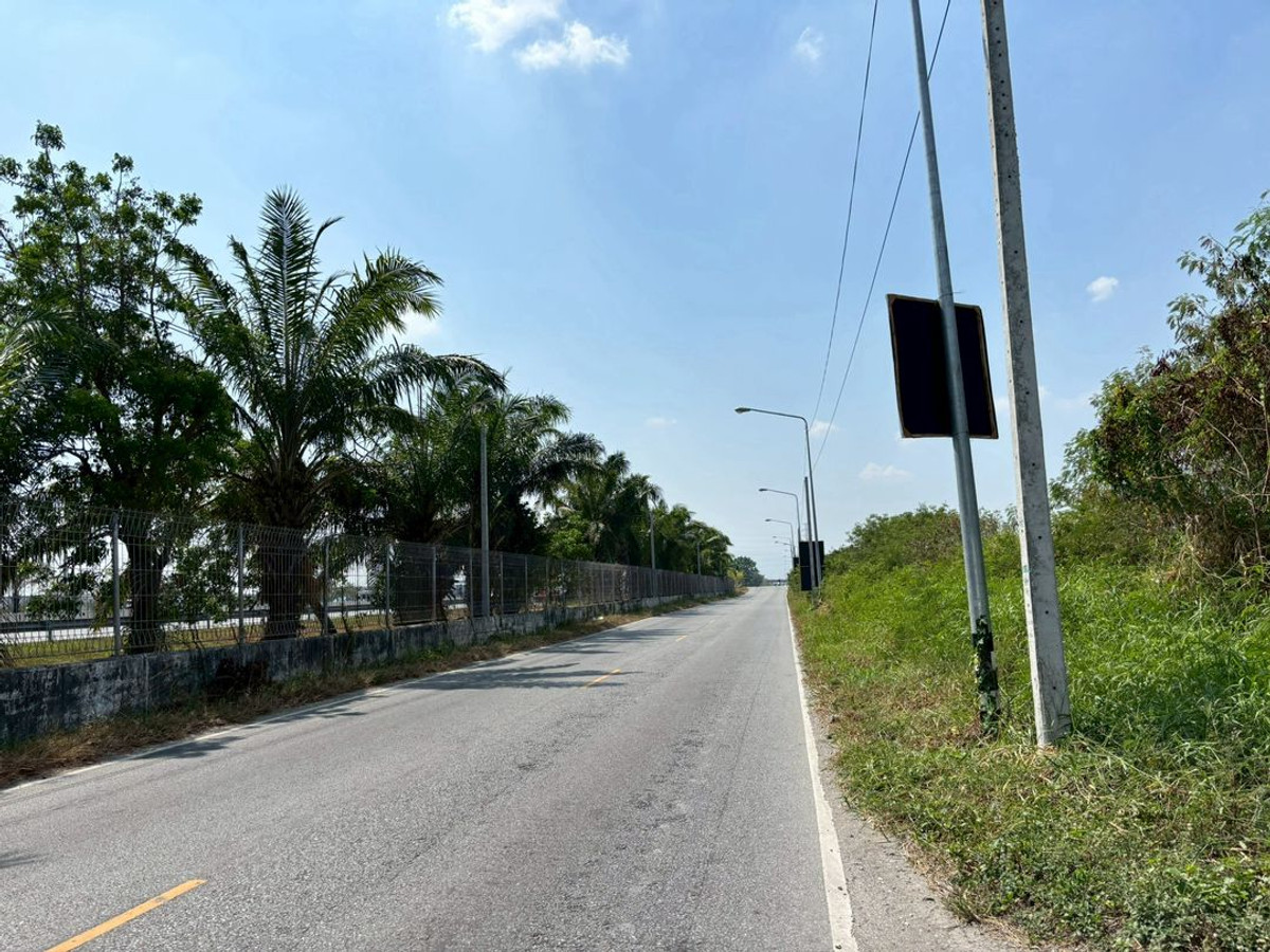 For SaleLandPattaya, Bangsaen, Chonburi : Industrial Land for Sale 7-2-31.5 Rai – Near Amata Nakorn Industrial Estate, Chonburi