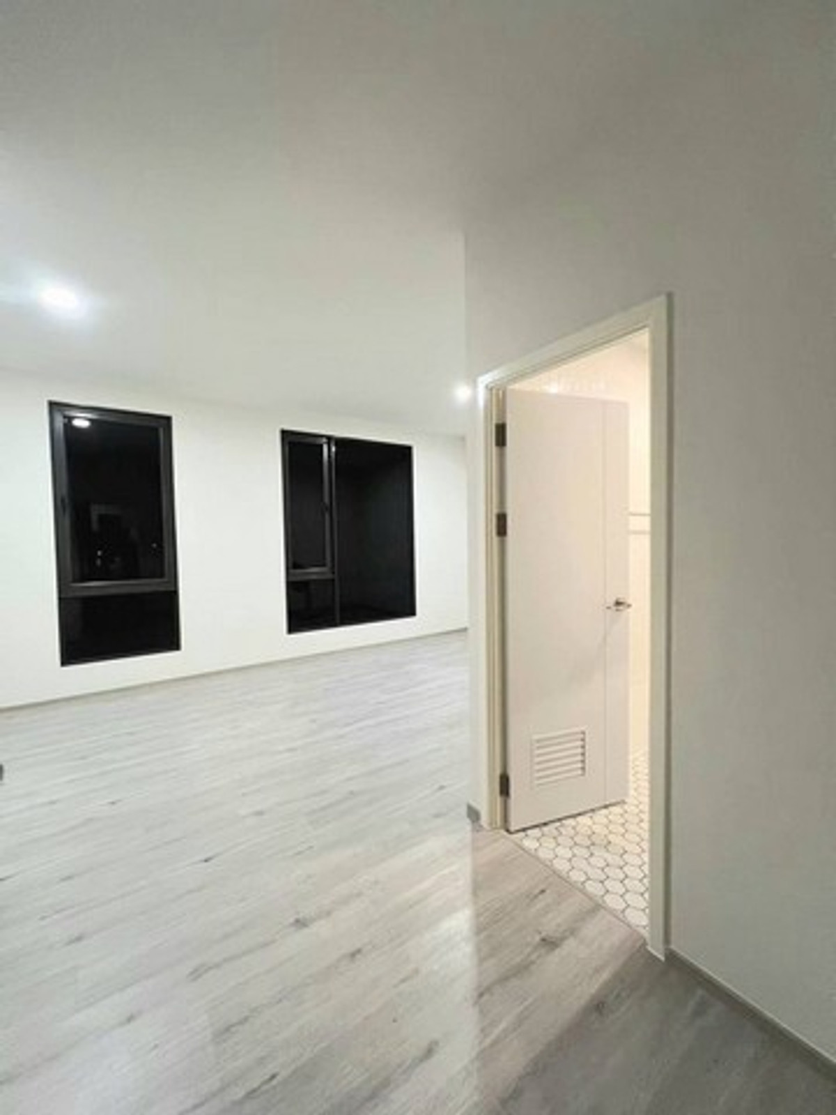 ให้เช่าทาวน์โฮมบางนา แบริ่ง ลาซาล : HR3308ให้เช่าทาวน์โฮม โครงการ Altitude Kraf Bangna บรรยากาศส่วนตัว |ใกล้ Mega Bangna & Concordian International School