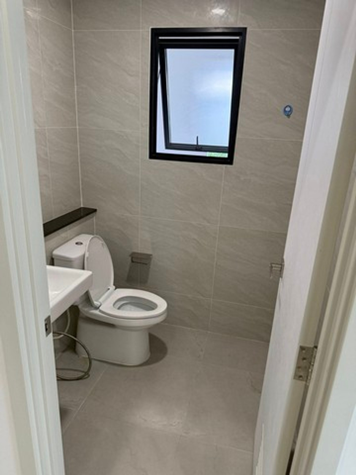 ให้เช่าบ้านบางนา แบริ่ง ลาซาล : HR3309ให้เช่าบ้านเดี่ยวหลังใหญ่ที่สุดในโครงการ – Britania บางนา-ศรีวารีแปลงมุม ติดสวนส่วนกลาง (Greenery View) | พื้นที่ 255 ตร.ม. พร้อมอยู่ & ครบวงจรที่สุด