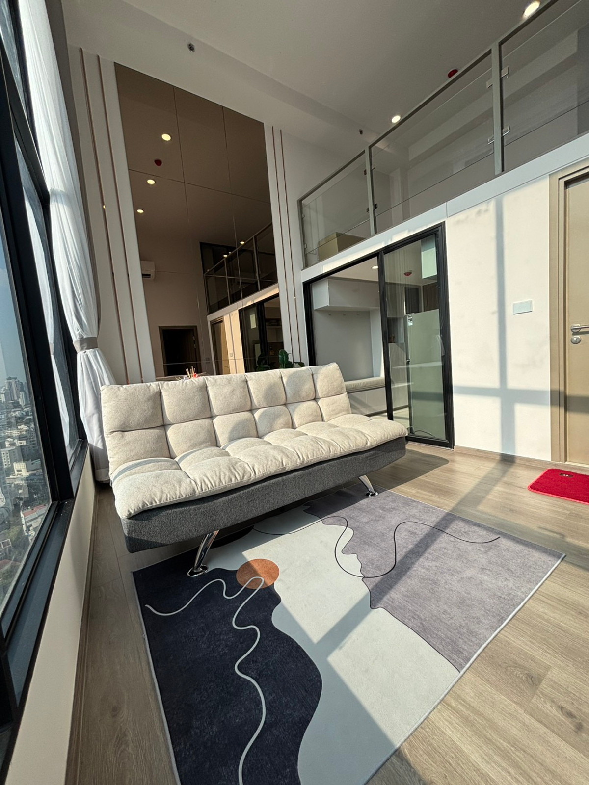 ให้เช่าคอนโดอ่อนนุช อุดมสุข : 🌇 KnightsBridge Space Rama 4 | ห้องสวย วิวเมืองสุดปัง เพดานสูงโปร่ง