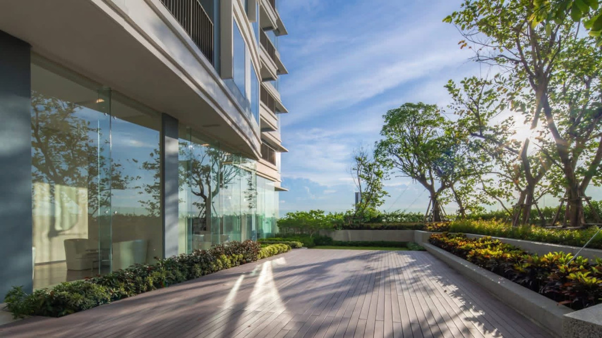 For RentCondoLadprao, Central Ladprao : For rent 📍 The Saint Residences 📍 Fully furnished with appliances. Near BTS Ha Yaek Ladprao.