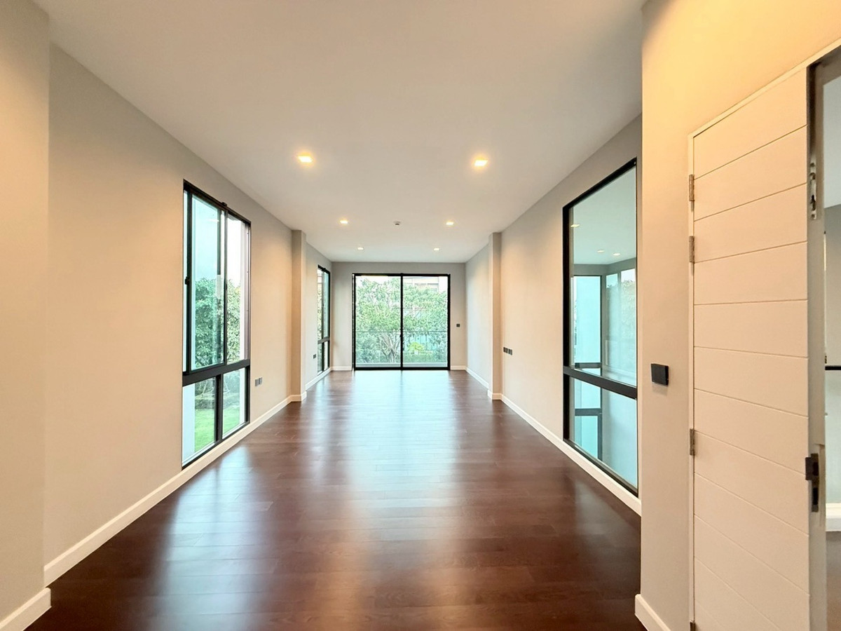 ขายบ้านพุทธมณฑล ศาลายา : Special Plot! Grand Bangkok Boulevard ปิ่นเกล้า-บรมฯ (Type ใหญ่สุด)