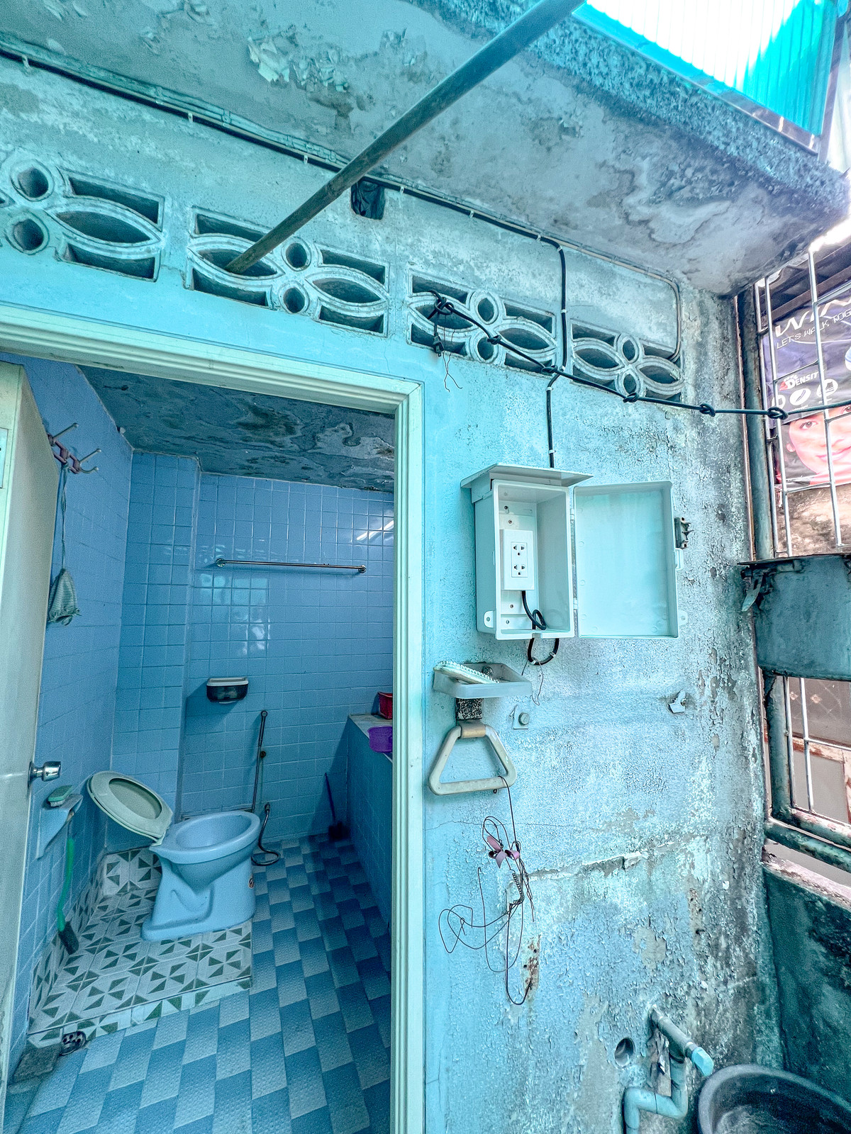 ขายทาวน์โฮมบางซื่อ วงศ์สว่าง เตาปูน : ทำเลดีจัด 🔥 ตึกแถวติด MRT เตาปูน 150 ม. สายลงทุนรีบเลย 📈💰อาคารพาณิชย์ กรุงเทพ - นนท์ 2 / 4 ห้องนอน (ขาย), Commercial building Bangkok - Non 2 / 4 Bedrooms (FOR SALE) BNS004