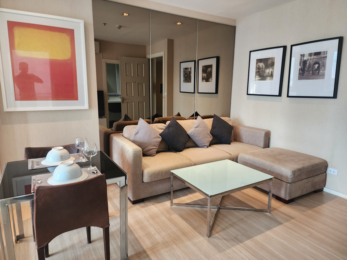 For RentCondoSathorn, Narathiwat : 💥CP-10422💥Life @ Sathorn 10👉Line : @accessliving