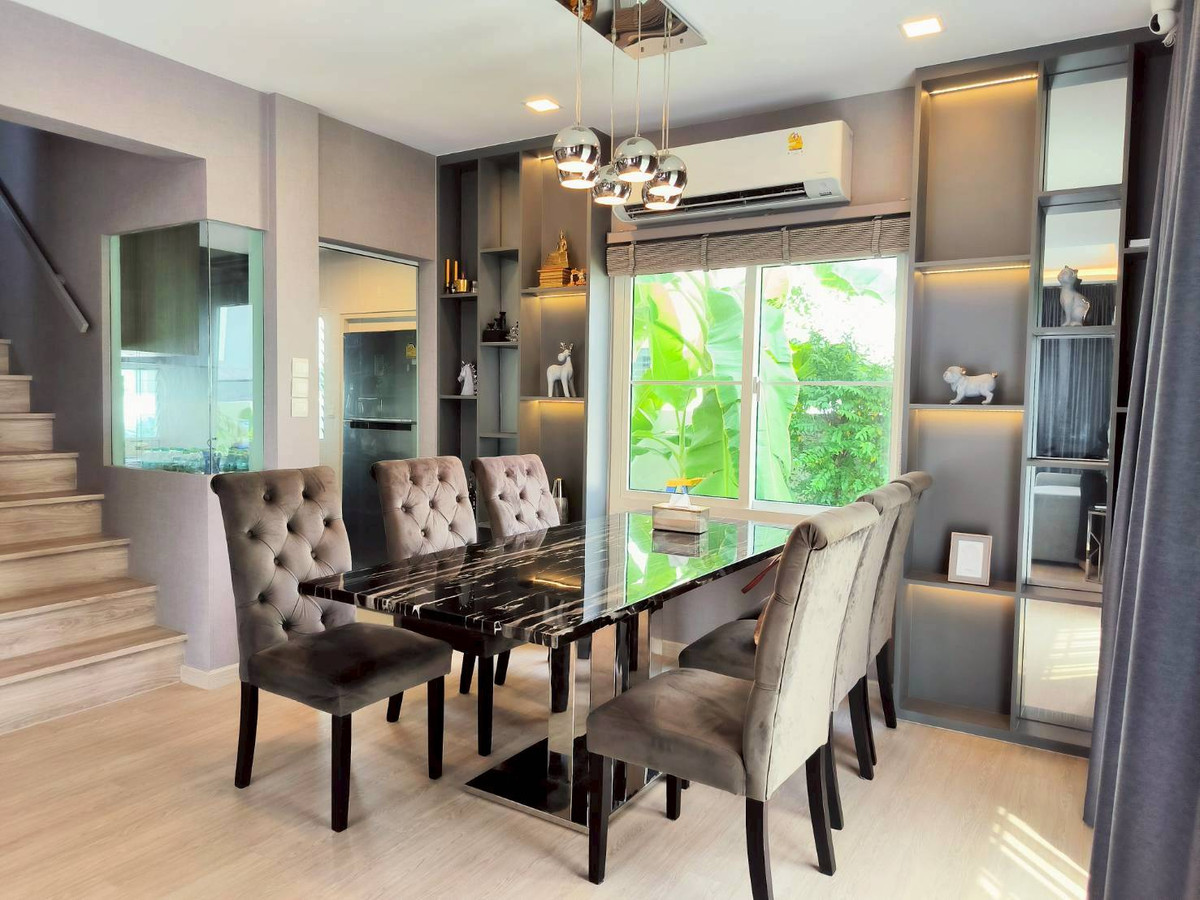 ขายบ้านพัฒนาการ ศรีนครินทร์ : ขายบ้านเดี่ยว 2 ชั้น 50.30 ตรว. Villaggio ศรีนครินทร์ ตำบลบางเมือง อำเภอเมืองสมุทรปราการ สมุทรปราการ ราคา 6,900,000 บาท