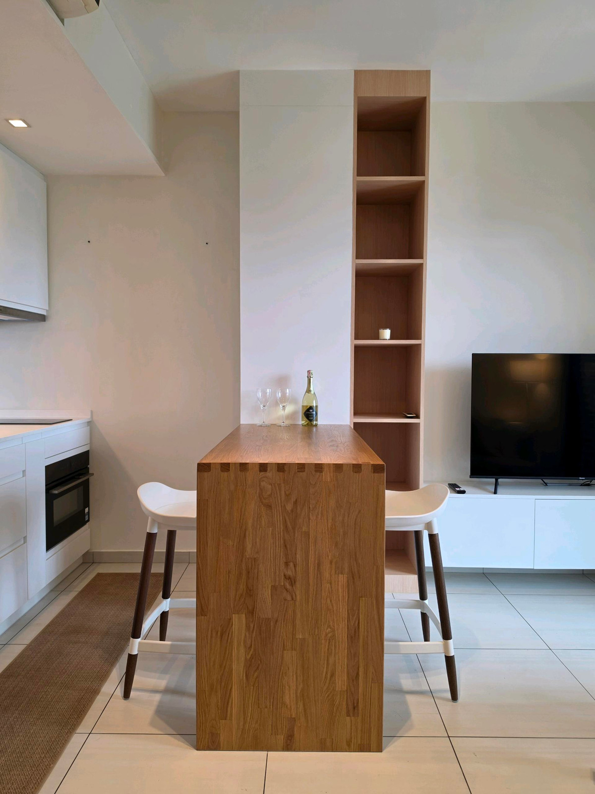 For RentCondoSukhumvit, Asoke, Thonglor : 🚩For Rent: The Loft Ekkamai / 45 Sqm. / Newly Renovated / 10 fl.