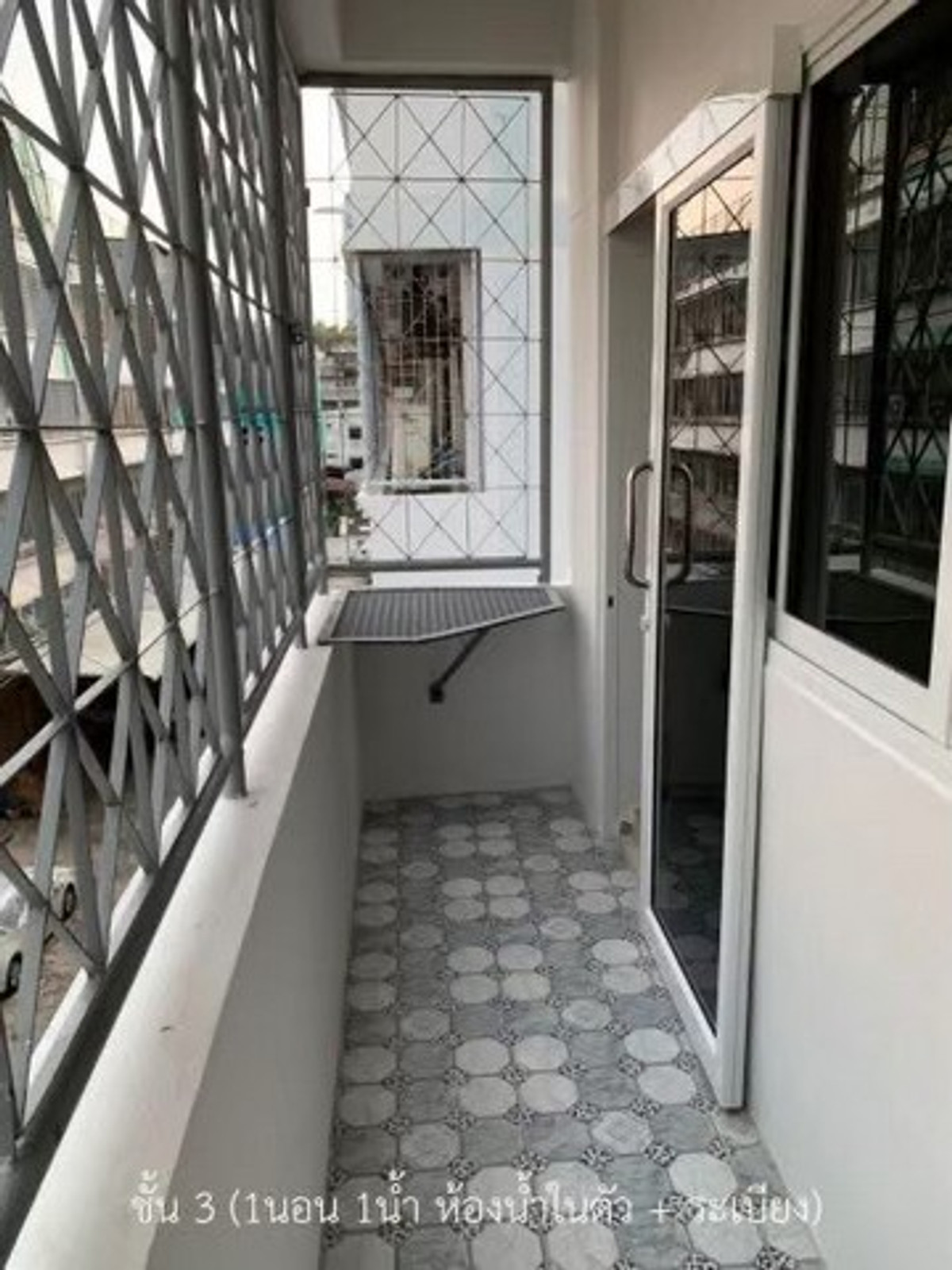 For RentShop HouseSathorn, Narathiwat : HR3301 Commercial building for rent, 5 and a half floors, newly renovated, in the heart of Sathorn, Soi Charoen Rat 3, connecting Sathorn-Narathiwat.