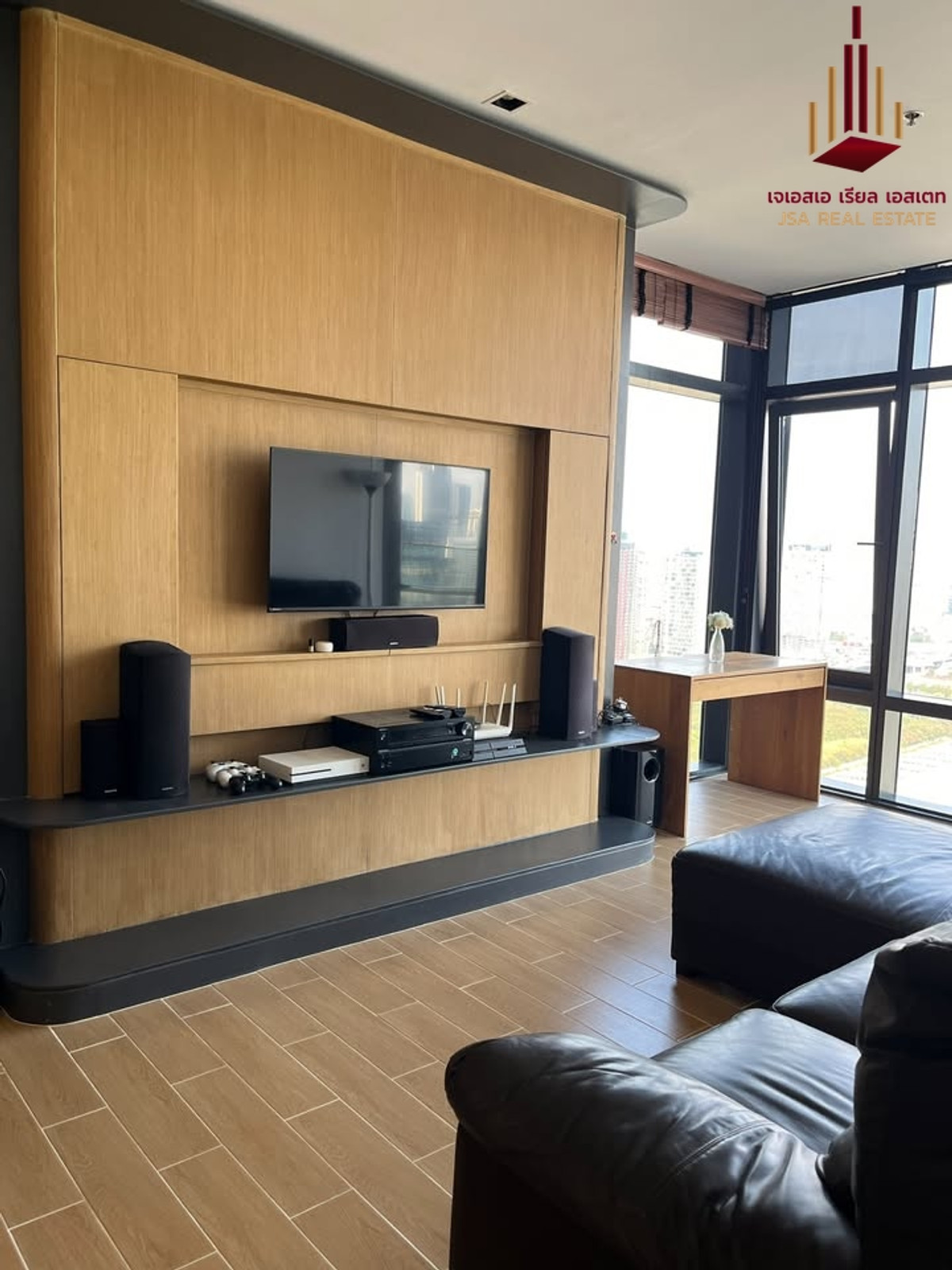 ให้เช่าคอนโดพระราม 9 เพชรบุรีตัดใหม่ RCA : ✨ For Rent: Circle Living Prototype Condo ✨  💰 Only 37,800 THB/month