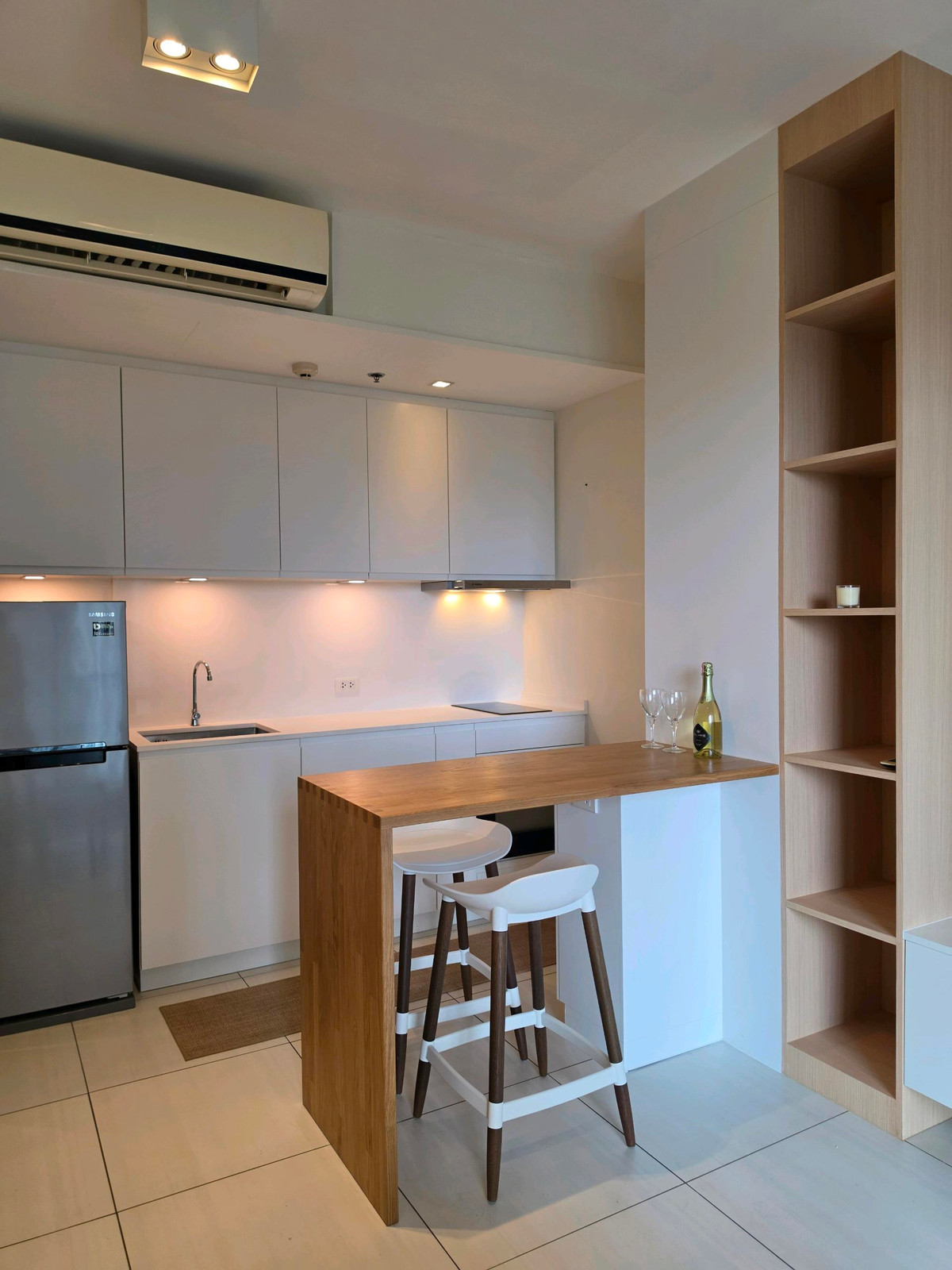 For RentCondoSukhumvit, Asoke, Thonglor : 🚩For Rent: The Loft Ekkamai / 45 Sqm. / Newly Renovated / 10 fl.