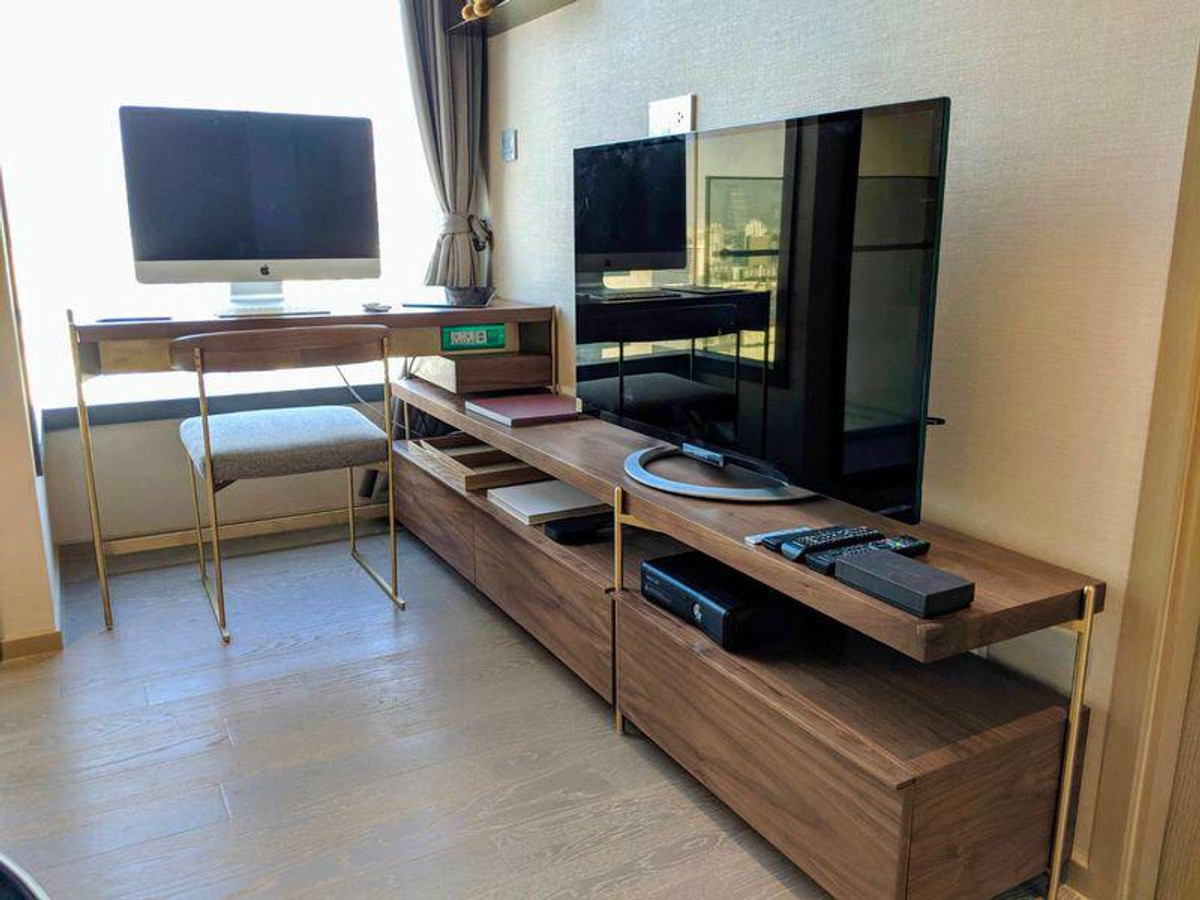 ขายคอนโดสุขุมวิท อโศก ทองหล่อ : The ESSE Asoke / 1 Bedroom (SALE WITH TENANT), ดิ เอส อโศก / 1 ห้องนอน (ขายพร้อมผู้เช่า) BJ025