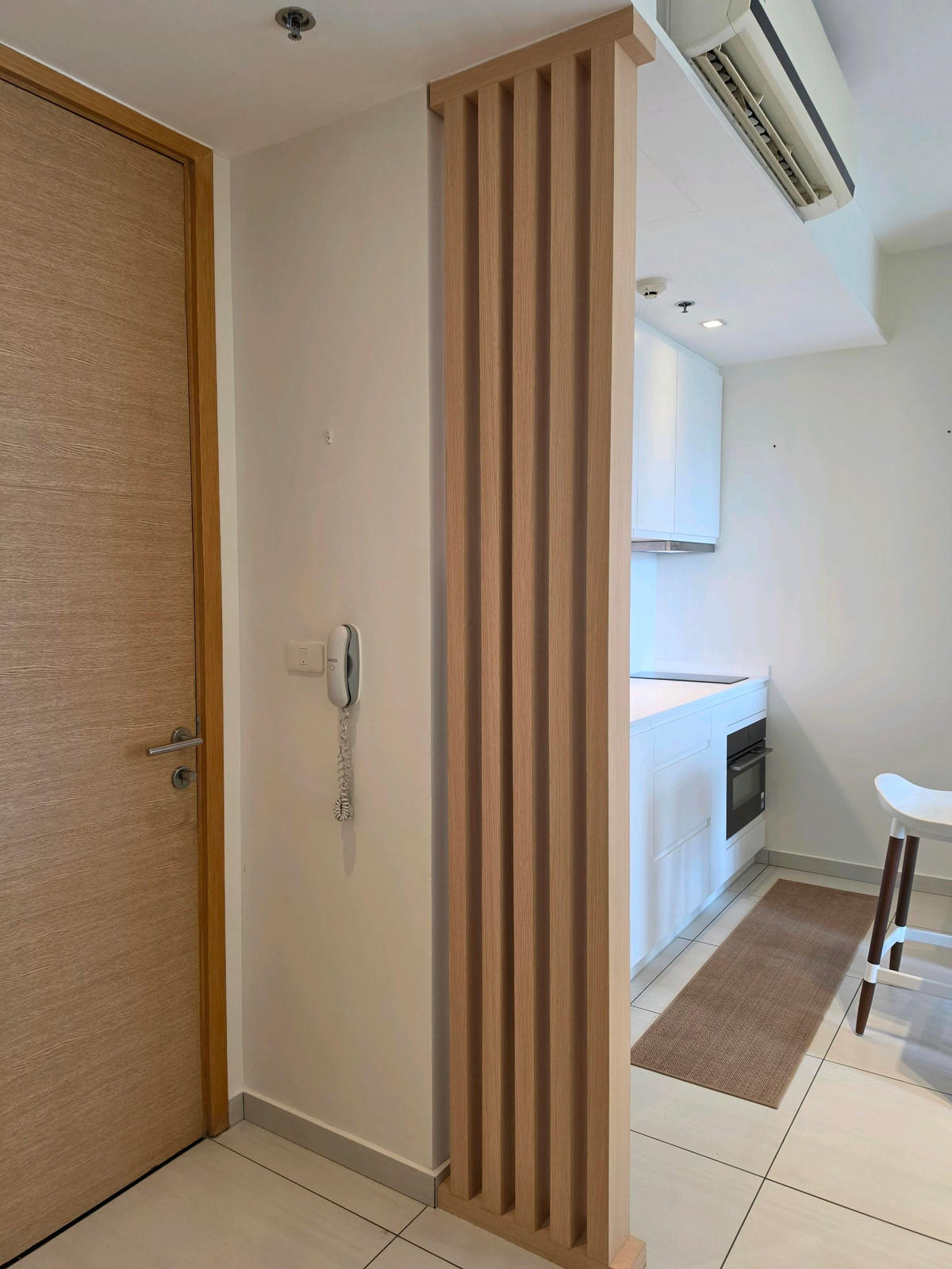 For RentCondoSukhumvit, Asoke, Thonglor : 🚩For Rent: The Loft Ekkamai / 45 Sqm. / Newly Renovated / 10 fl.