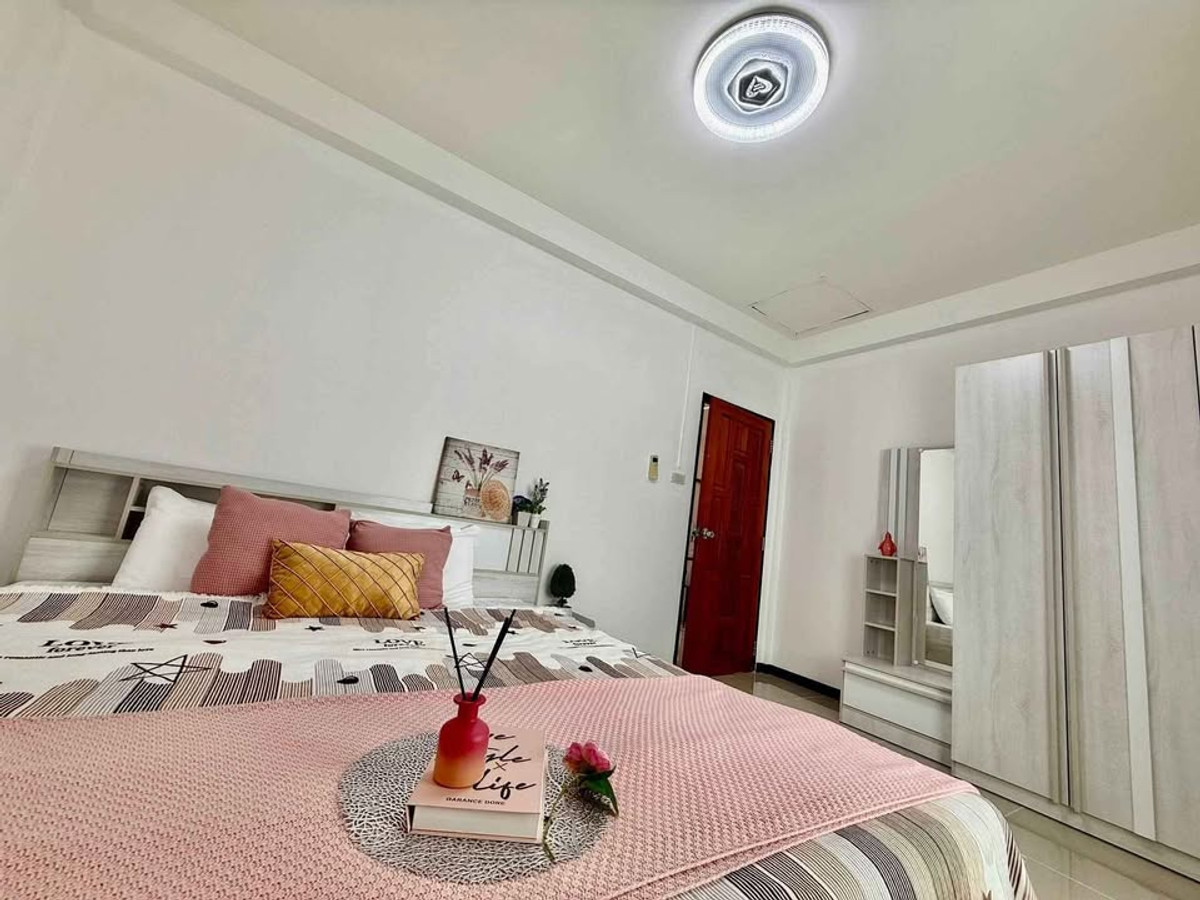 ขายบ้านพัทยา บางแสน ชลบุรี สัตหีบ : หมู่บ้าน พัทยารุ่งเรือง / 3 ห้องนอน (ขาย), Moo Baan Pattaya Rungrueng / 3 Bedrooms (FOR SALE) BEWN121