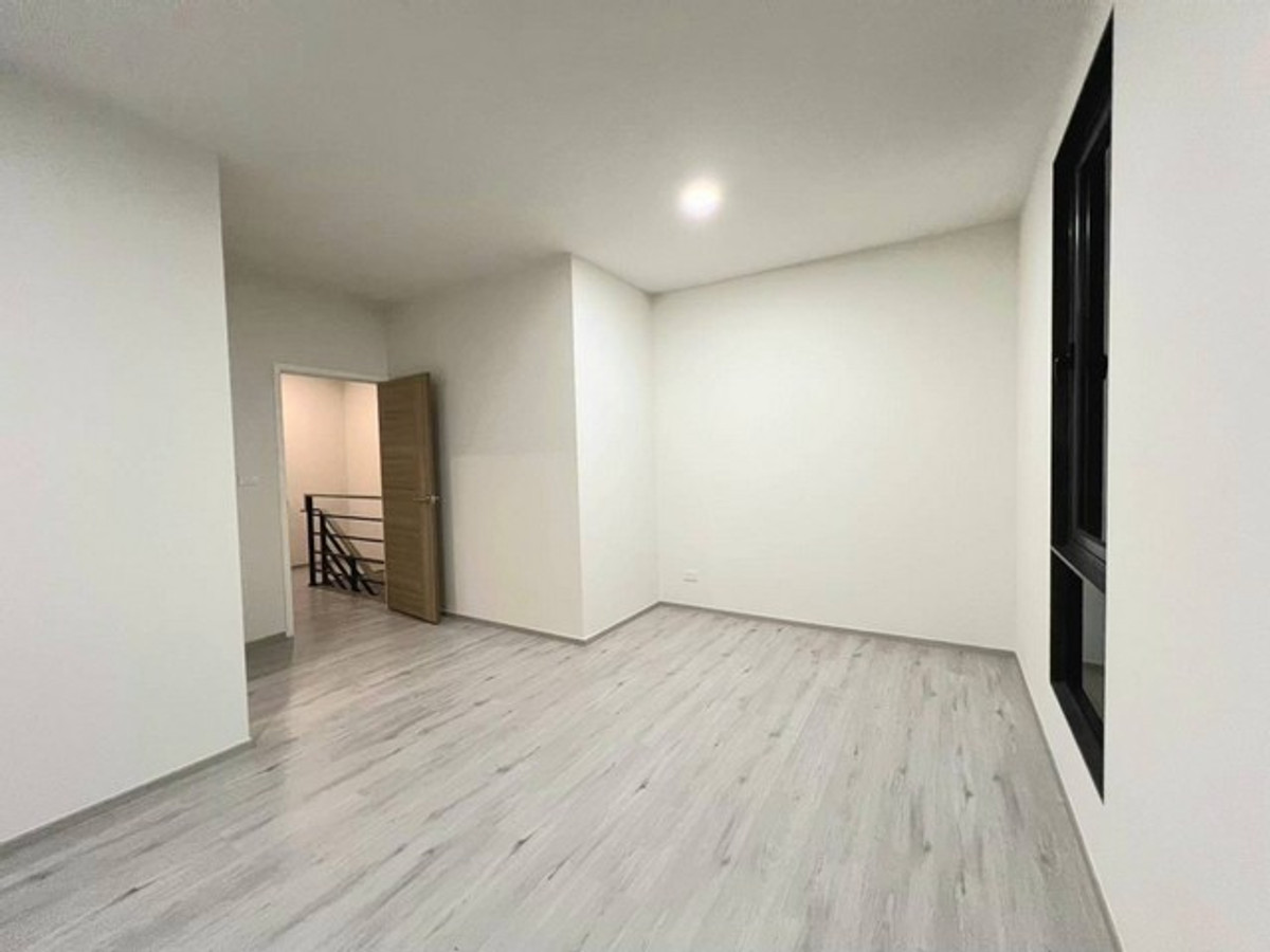 ให้เช่าทาวน์โฮมบางนา แบริ่ง ลาซาล : HR3308ให้เช่าทาวน์โฮม โครงการ Altitude Kraf Bangna บรรยากาศส่วนตัว |ใกล้ Mega Bangna & Concordian International School