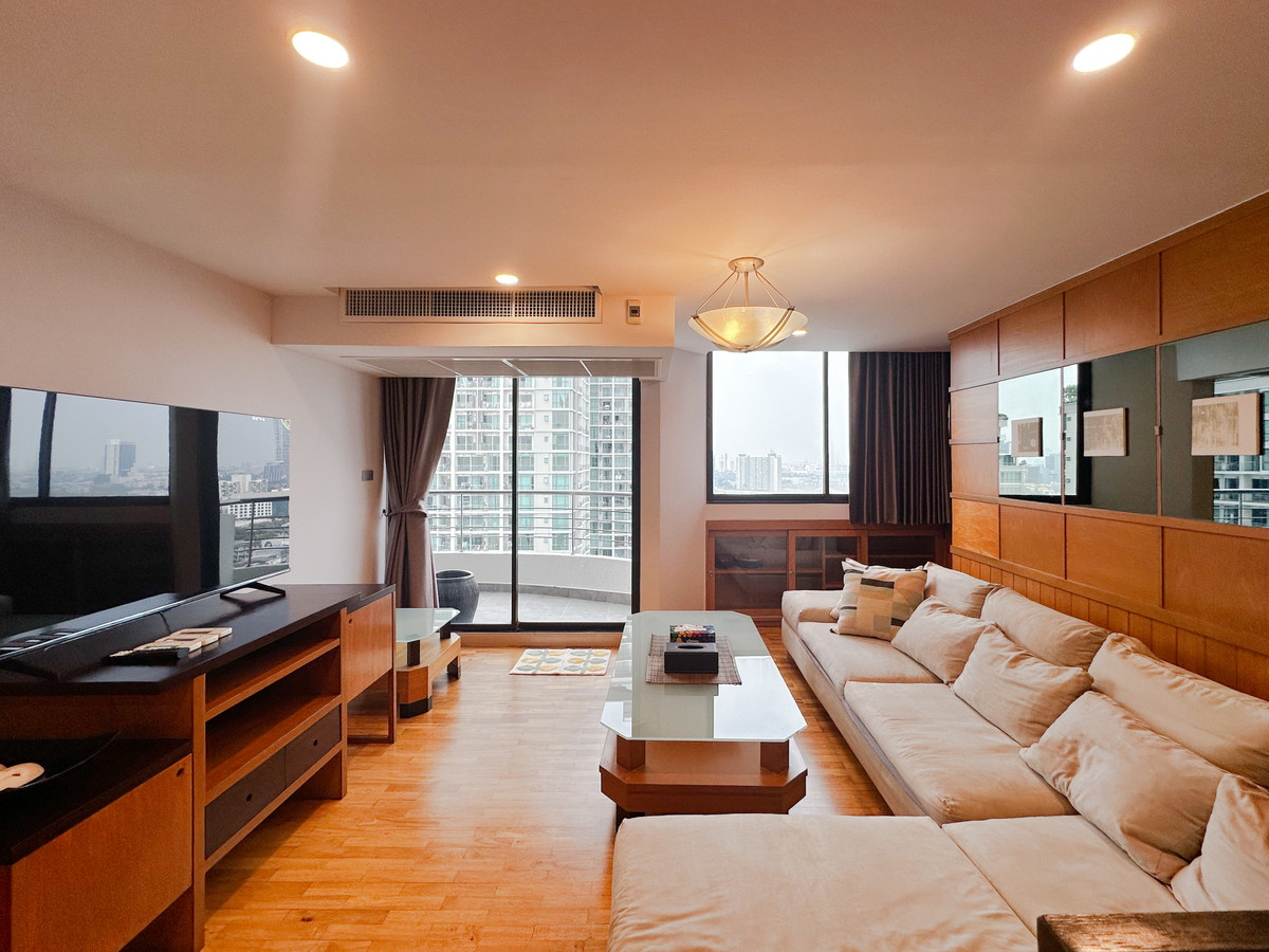ให้เช่าคอนโดสุขุมวิท อโศก ทองหล่อ : Supalai Place Sukhumvit 39 - 2BR - 150sqm.