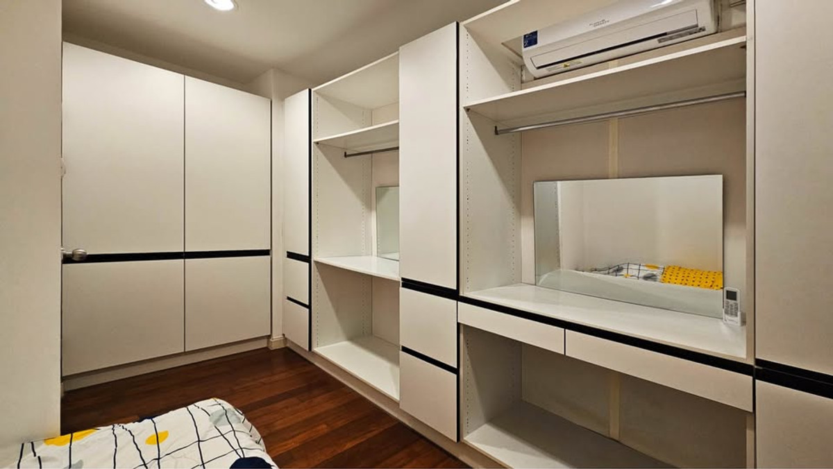 For RentCondoRama9, Petchburi, RCA : Condo for rent near MRT Rama 9 | Belle Grand Rama 9 | 2 bedrooms, large island kitchen, next to Central Plaza Rama 9.