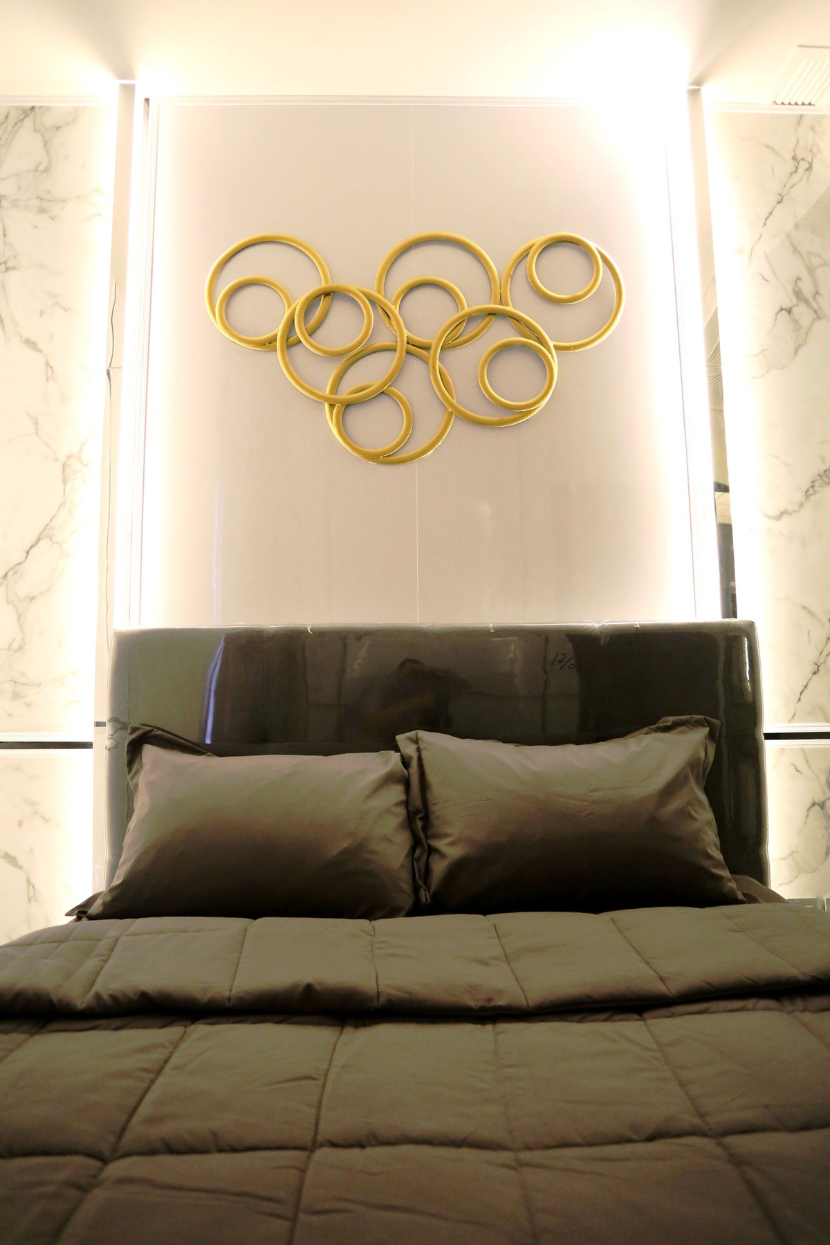 ให้เช่าคอนโดสุขุมวิท อโศก ทองหล่อ : ✨Condo for Rent : Ashton Asoke (AP-02) ( line : @condo91 )