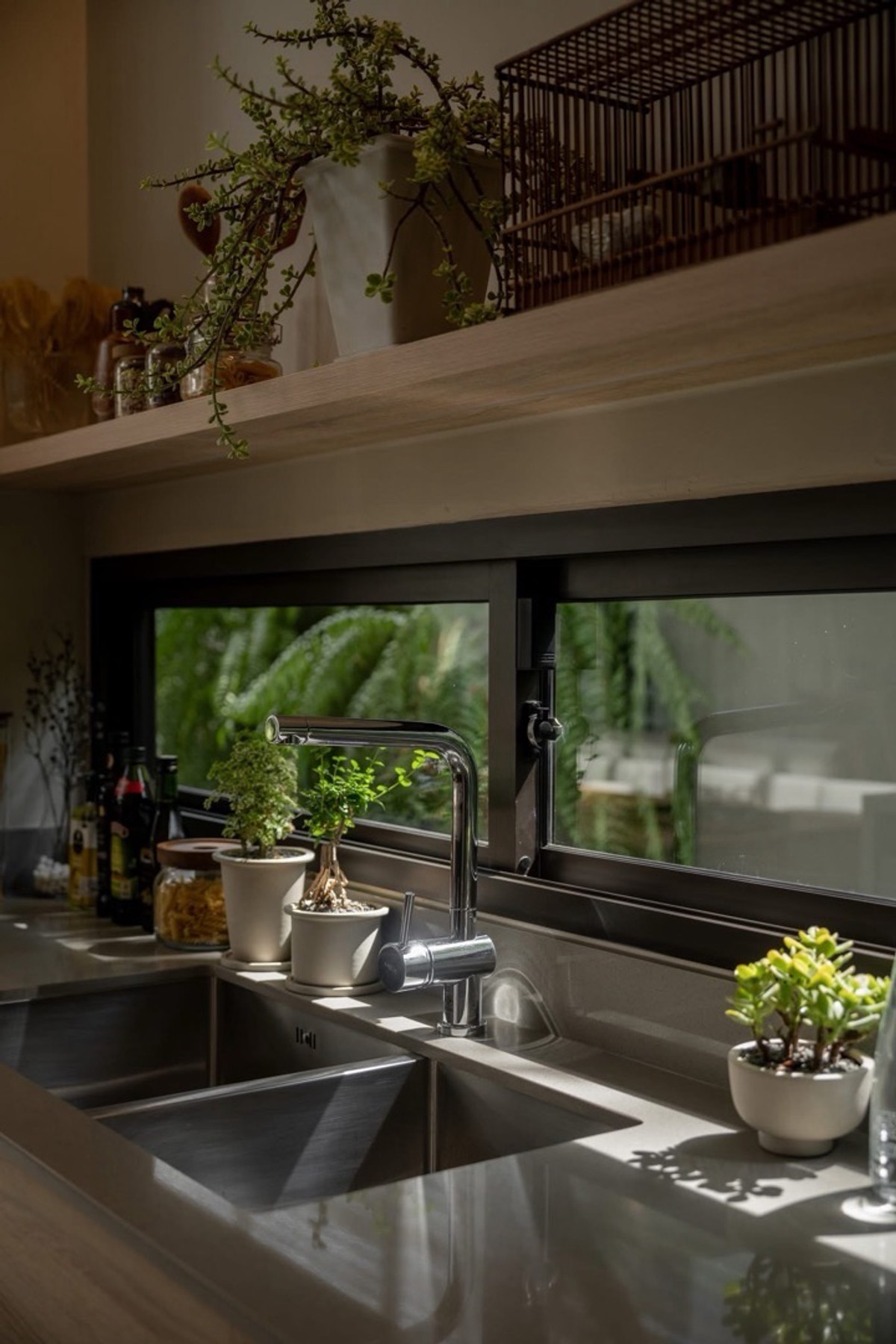 ให้เช่าบ้านวิภาวดี ดอนเมือง หลักสี่ : Salila🚩ULTRA LUXURY PRIVATE RESIDENCE WITH ELEVATOR 
 & POOL  FOR RENT 

📍 Baan Baan Vibhavadi 20

บ้านเดี่ยวหรู 4 ชั้น พร้อมสระว่ายน้ำส่วนตัว
ทำเลใจกลางเมืองลาดพร้าว