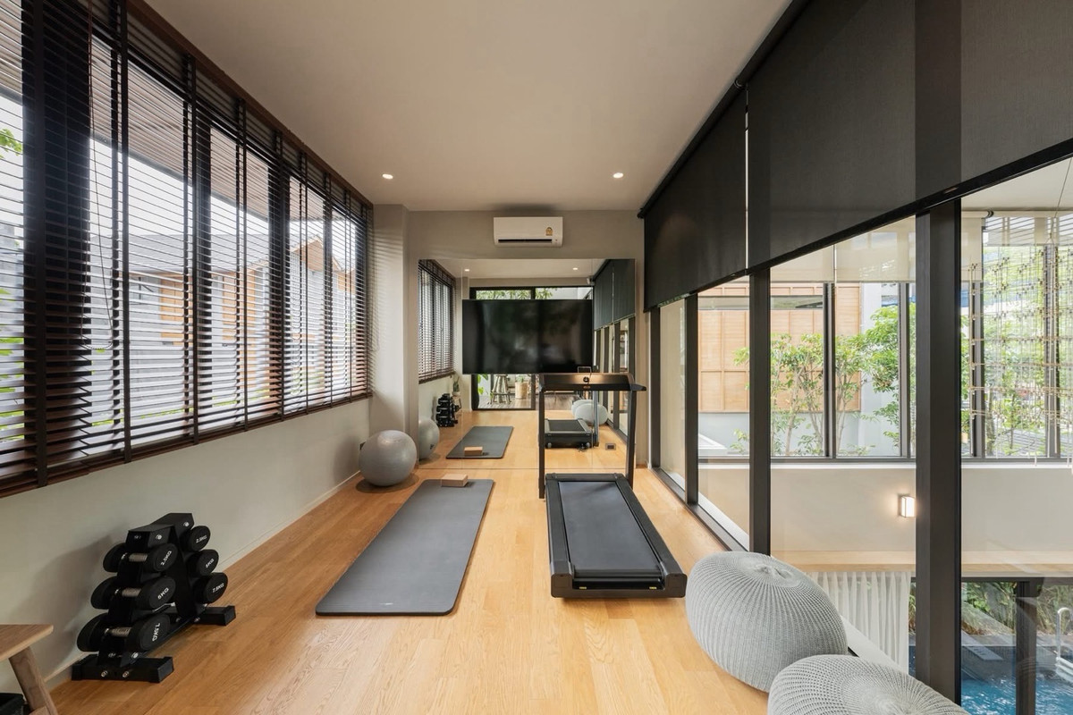 ให้เช่าบ้านวิภาวดี ดอนเมือง หลักสี่ : Salila🚩ULTRA LUXURY PRIVATE RESIDENCE WITH ELEVATOR 
 & POOL  FOR RENT 

📍 Baan Baan Vibhavadi 20

บ้านเดี่ยวหรู 4 ชั้น พร้อมสระว่ายน้ำส่วนตัว
ทำเลใจกลางเมืองลาดพร้าว