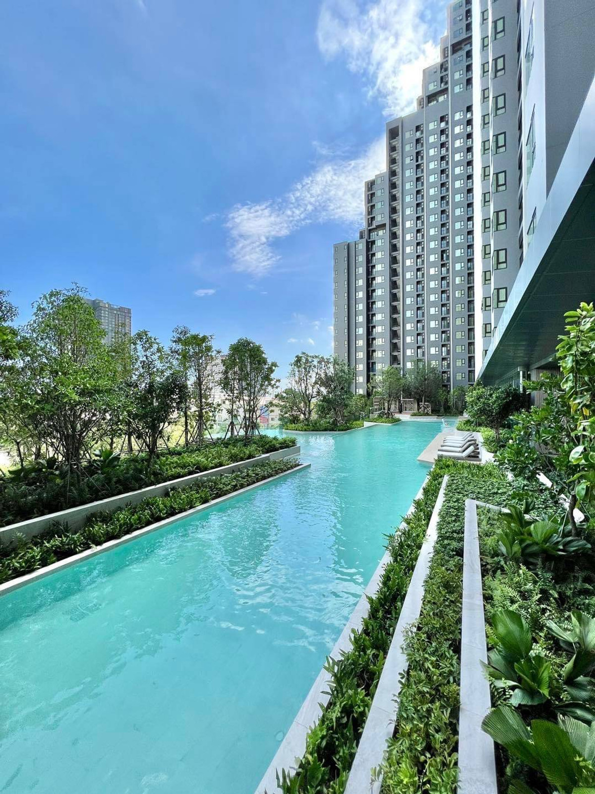 ให้เช่าคอนโดท่าพระ ตลาดพลู วุฒากาศ : Life Sathorn Sierra ส่วนกลางสวยมาก ห้องว่างพร้อมให้เช่า รายละเอียดตามภาพ สอบถามเพิ่มเติมได้ครับ