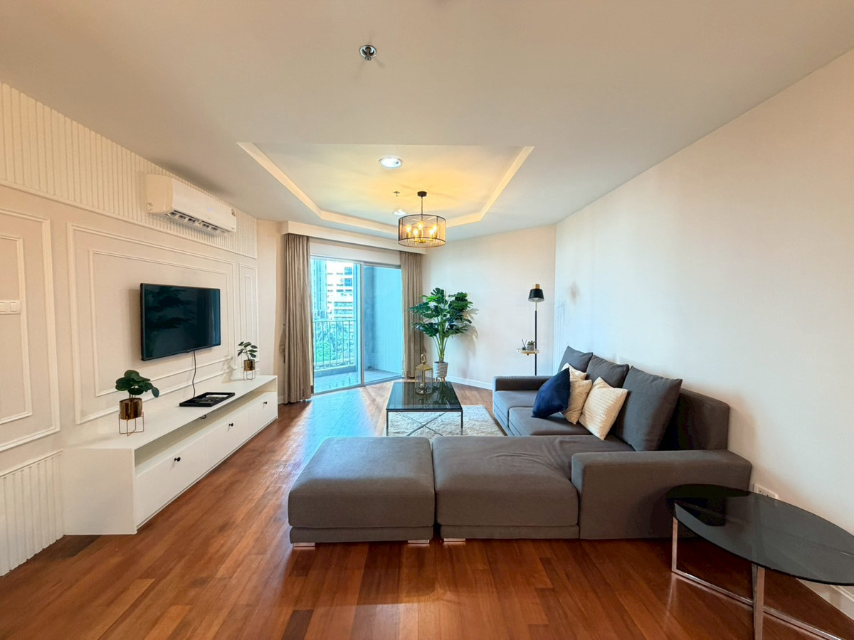 For RentCondoRama9, Petchburi, RCA : Condo for rent, corner room near MRT Rama 9 | Belle Grand Rama 9 | near office/business buildings G Tower and The 9th Towers