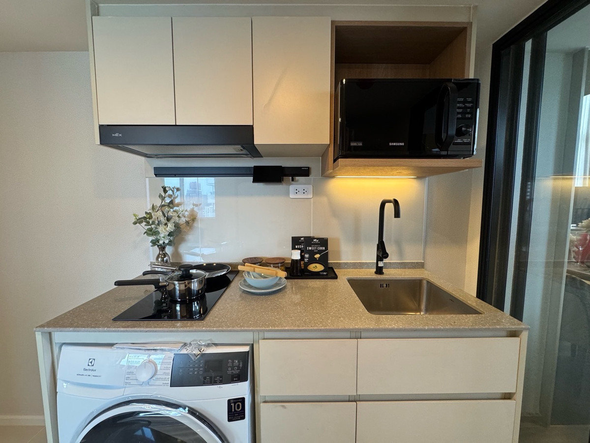 ขายคอนโดสุขุมวิท อโศก ทองหล่อ : Culture Thonglor ✨
1Bed Hybrid 45 sq.m. Start 8.29 MB
☎️Phat 064-642-8664
☎️Nui 094-624-2014