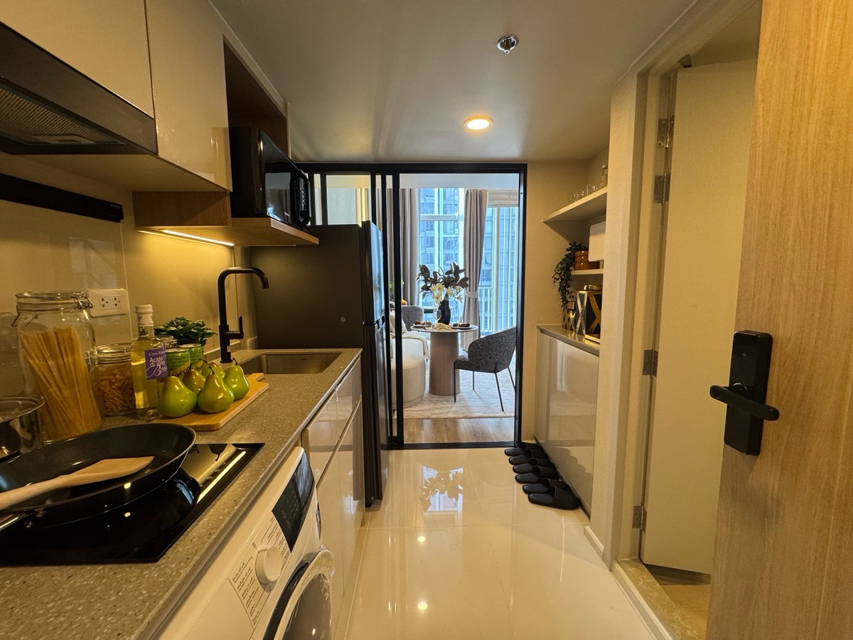 ขายคอนโดสุขุมวิท อโศก ทองหล่อ : Culture Thonglor ✨Modern living in one of Bangkok’s most desirable 🌃neighborhoods. StudioHybrid 36 sq.m. 
📌Start 6.49 MB
📞Phat 064-642-8664
📞Nui 094-624-2014