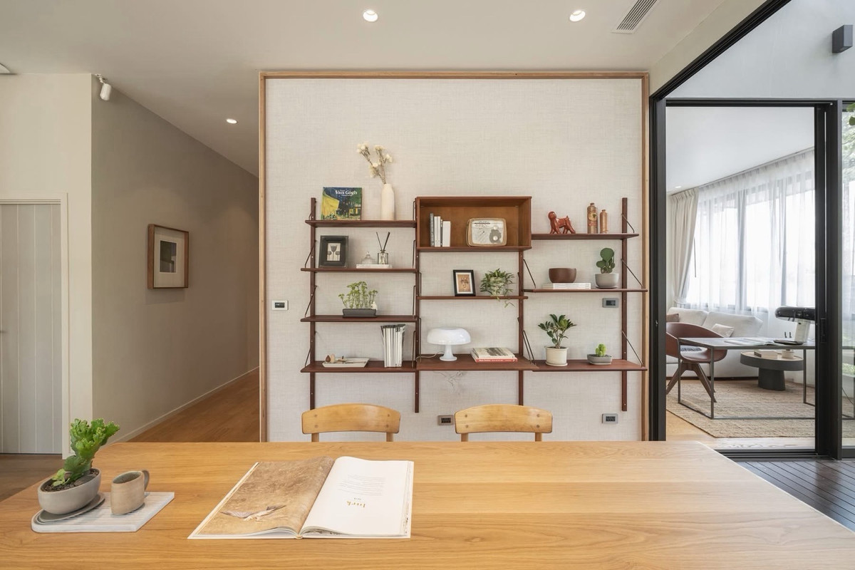 ให้เช่าบ้านวิภาวดี ดอนเมือง หลักสี่ : Salila🚩ULTRA LUXURY PRIVATE RESIDENCE WITH ELEVATOR 
 & POOL  FOR RENT 

📍 Baan Baan Vibhavadi 20

บ้านเดี่ยวหรู 4 ชั้น พร้อมสระว่ายน้ำส่วนตัว
ทำเลใจกลางเมืองลาดพร้าว