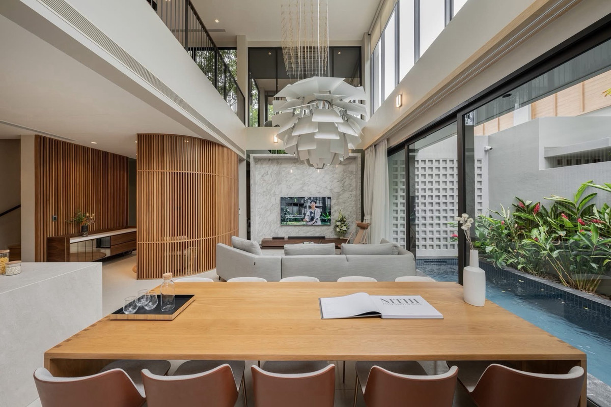 ให้เช่าบ้านวิภาวดี ดอนเมือง หลักสี่ : Salila🚩ULTRA LUXURY PRIVATE RESIDENCE WITH ELEVATOR 
 & POOL  FOR RENT 

📍 Baan Baan Vibhavadi 20

บ้านเดี่ยวหรู 4 ชั้น พร้อมสระว่ายน้ำส่วนตัว
ทำเลใจกลางเมืองลาดพร้าว