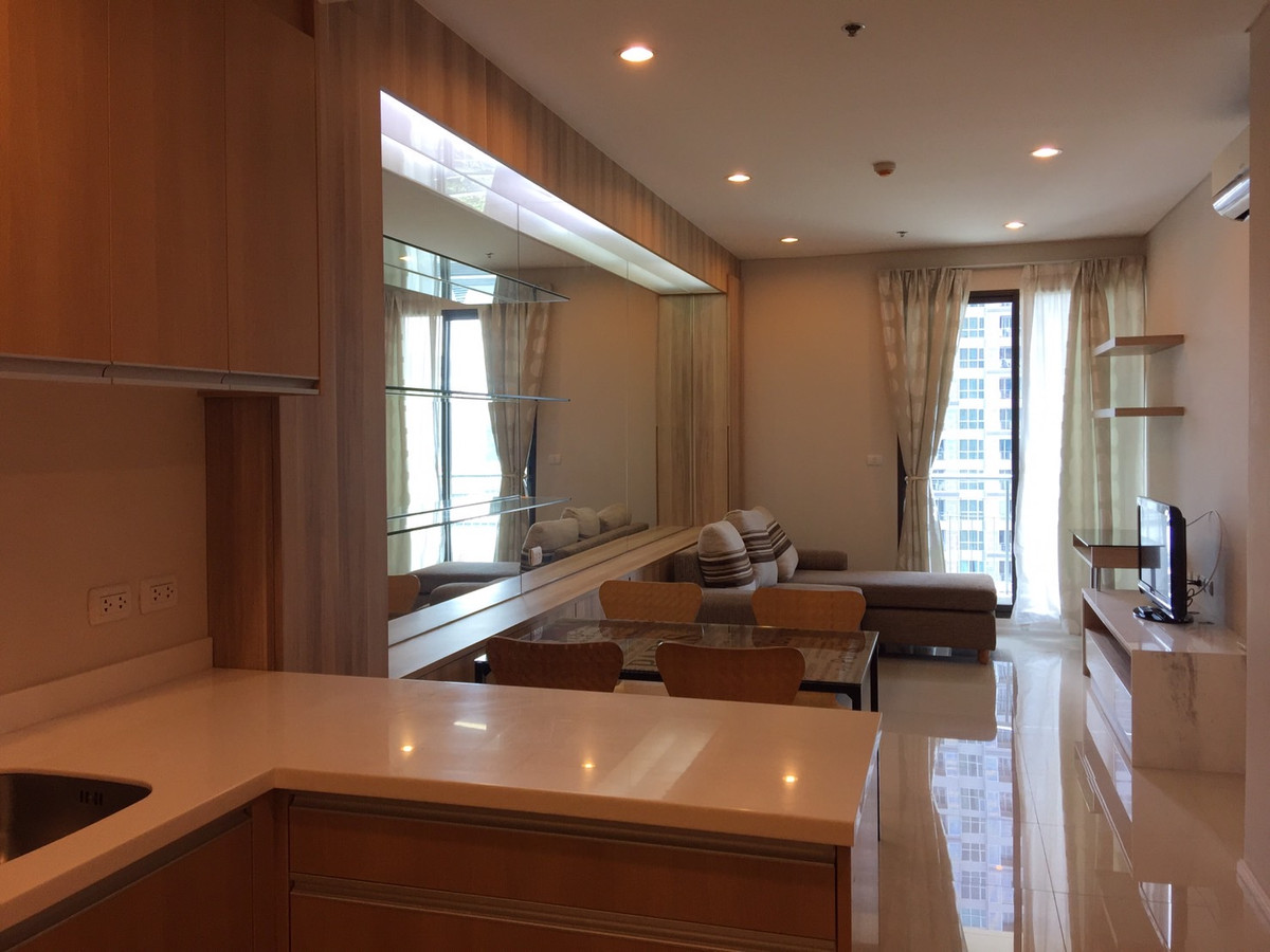 ให้เช่าคอนโดพระราม 9 เพชรบุรีตัดใหม่ RCA : Villa Asoke for Rent, Ready to Move In (S05-3764)