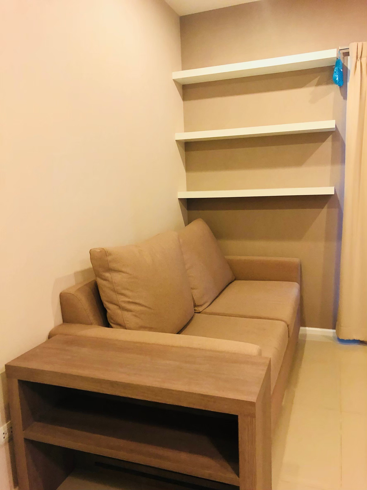 ให้เช่าคอนโดอ่อนนุช อุดมสุข : For Rent Condo  Aspire Sukhumvit 48 (S15-23980)