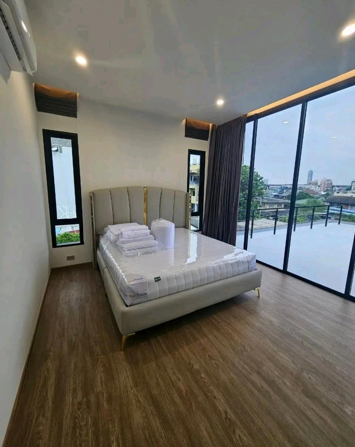 ให้เช่าบ้านสุขุมวิท อโศก ทองหล่อ : 🔥🔥🔥Luxuly Pool villa บ้านเดี่ยว 3 ชั้น ทำเล สุขุมวิท  ใจกลางกรุงเทพฯ💚💚💚