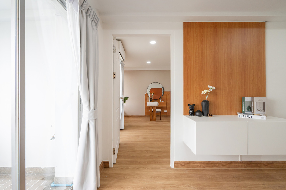 For SaleCondoLadprao, Central Ladprao : R089 ✨🏢 For sale: The Waterford Royal Suites, a spacious condo near BTS Senanikom, for only 2.999 million baht.