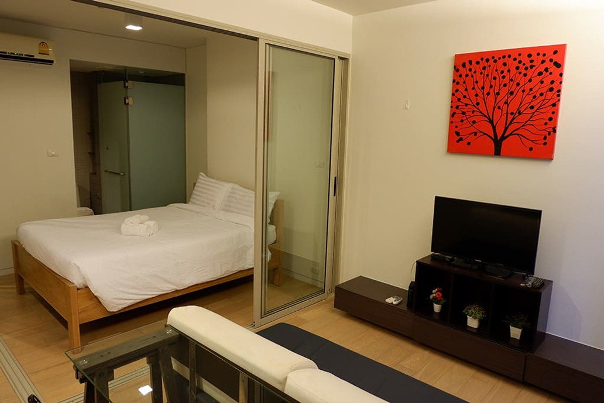 For RentCondoAri,Anusaowaree : High Floor 1 Bedroom Condo for Rent at Siamese Ratchakru | 31 sqm | Near BTS Ari / Sanam Pao