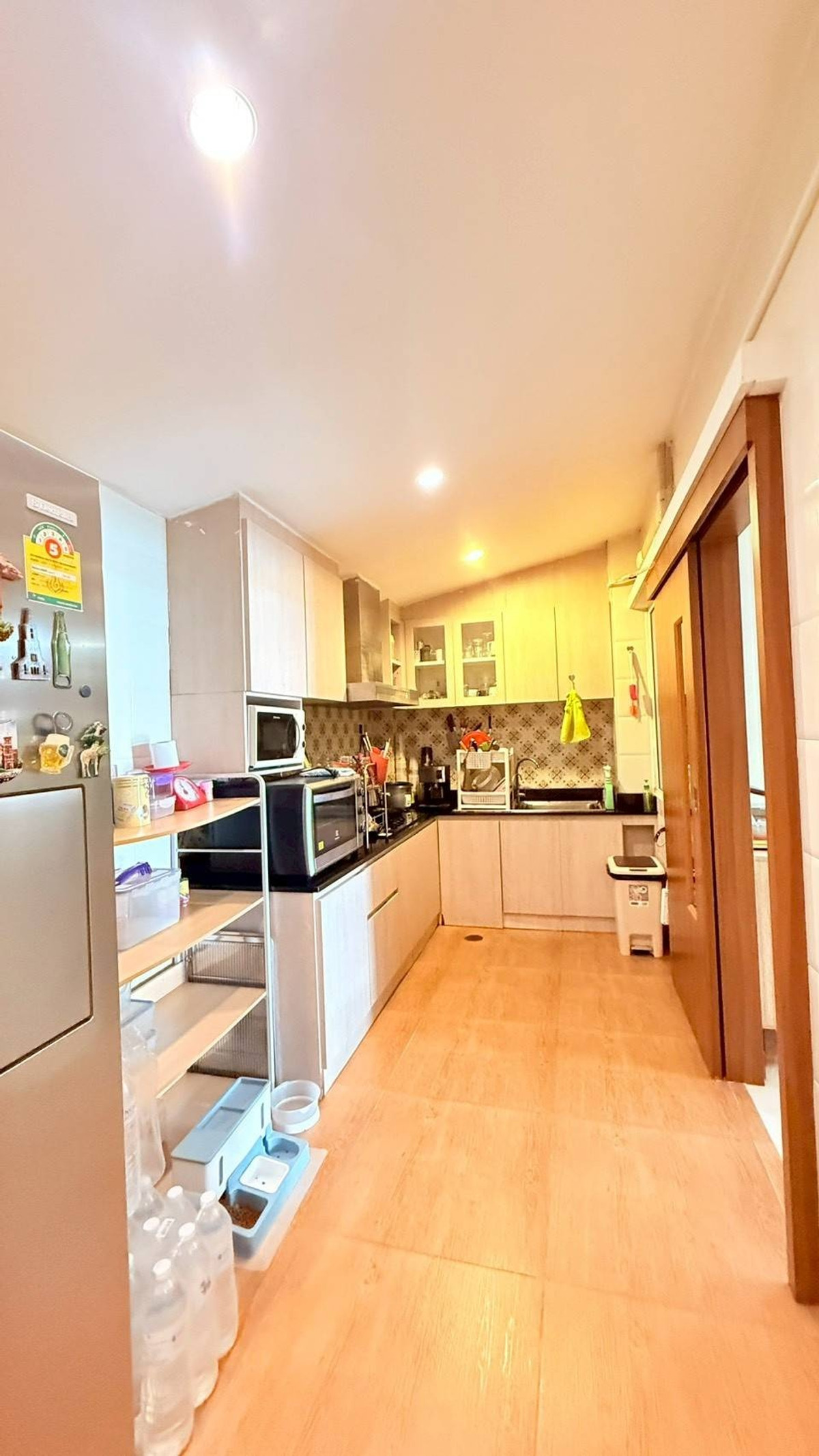 เซ้งนวมินทร์ รามอินทรา : ขายเซ้งด่วน ทาวน์โฮม 2 ชั้น สุขาภิบาล5 หมู่บ้านโกลเด้นท์ทาวน์   บ้านสวย พร้อมอยู่