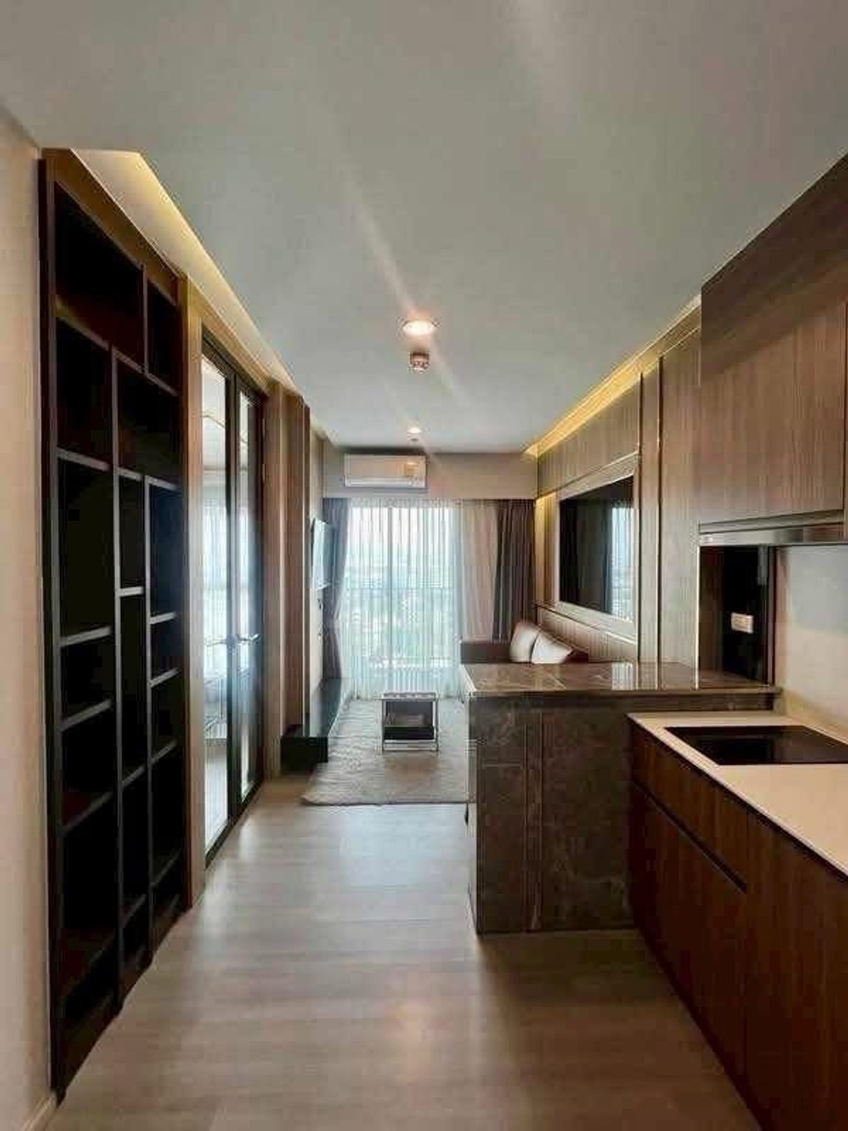 ขายคอนโดปิ่นเกล้า จรัญสนิทวงศ์ : 💙@condocurator 💙 ขาย The Parkland Charan - Pinklao ห้องแต่งสวย Built-in ครบ [PM0860]