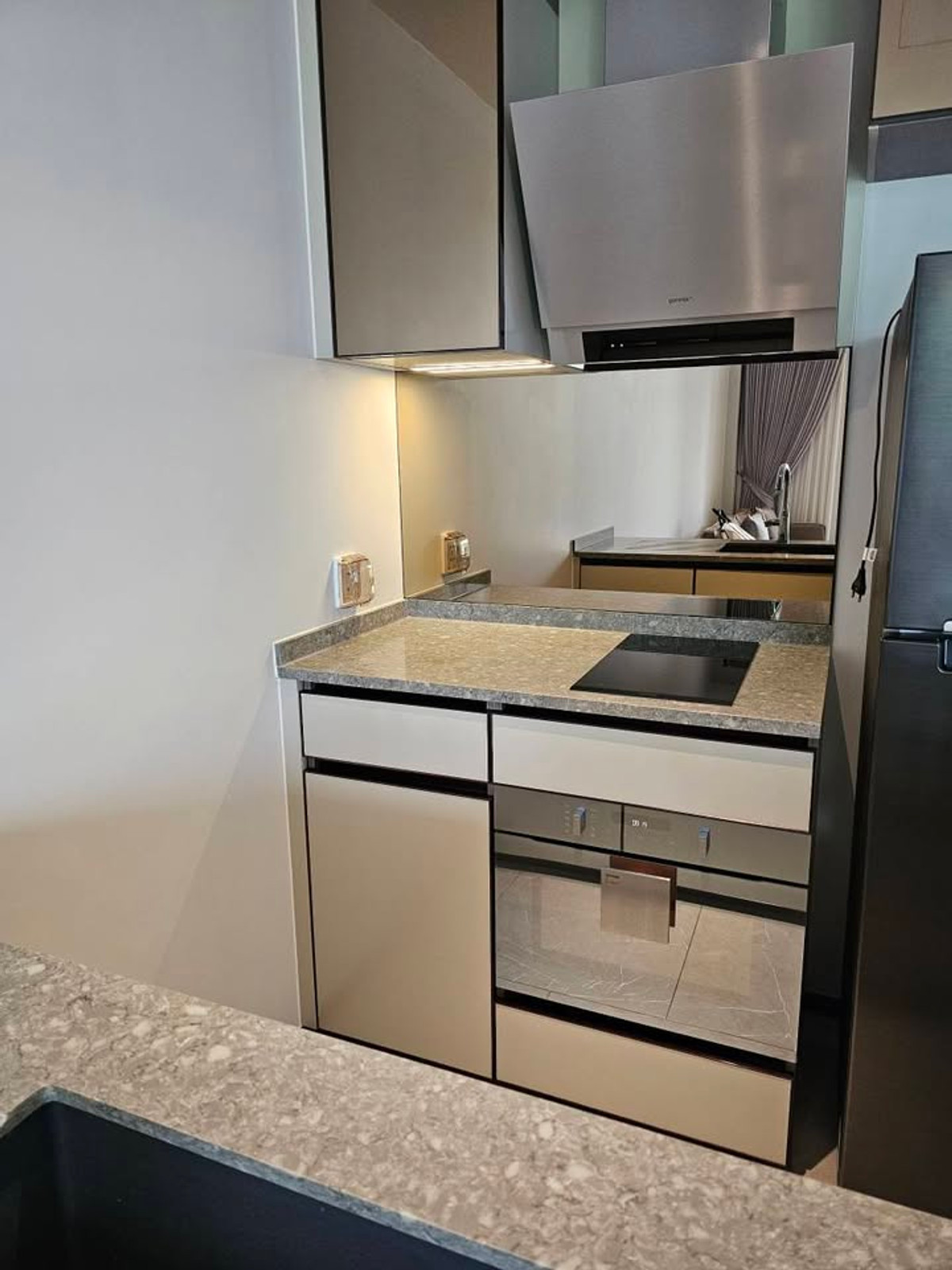 For RentCondoSukhumvit, Asoke, Thonglor : Condo for rent The Reserve 61 Hideaway Monthly 55,000 thb.