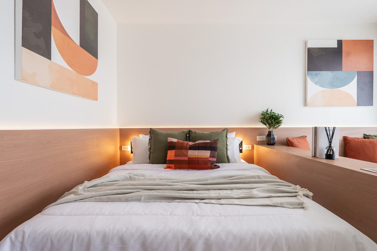 For SaleCondoLadprao, Central Ladprao : R090 ✨🏙️ Urgent Sale! The Issara Ladprao, near MRT Ladprao (only 200 m away). Price only 2.899 million baht.