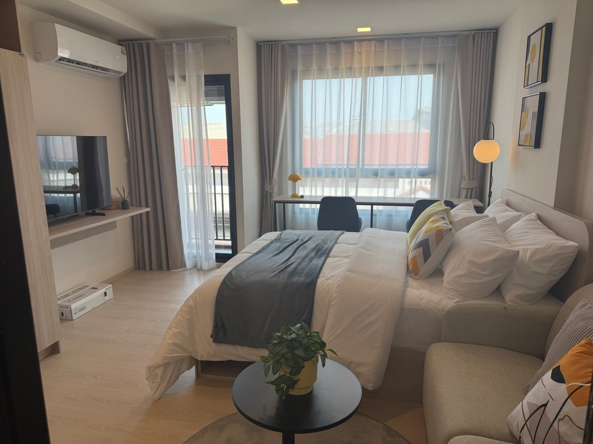 For RentCondoPathum Thani,Rangsit, Thammasat : For rent: dcondo Vivid, brand new room! Bangkok University, fully furnished, no one has ever lived in it.